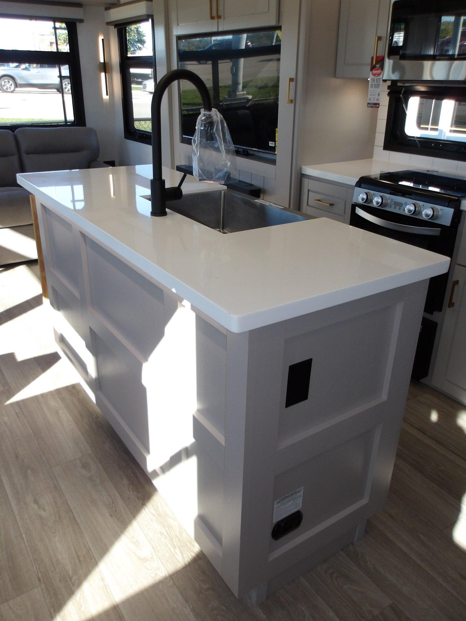 2027 Jayco 2027 Jayco North Point - thumbnail 21