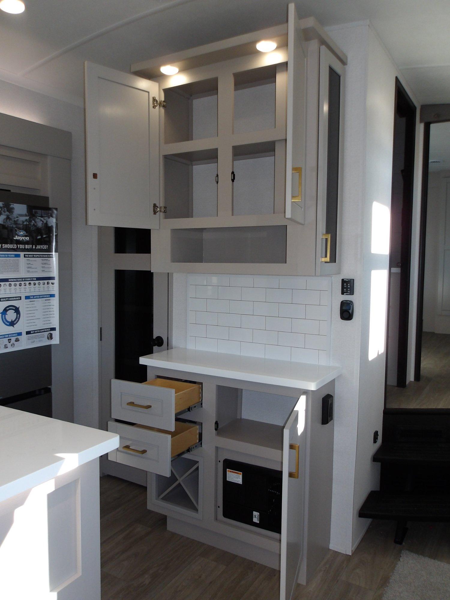 2027 Jayco 2027 Jayco North Point - thumbnail 43