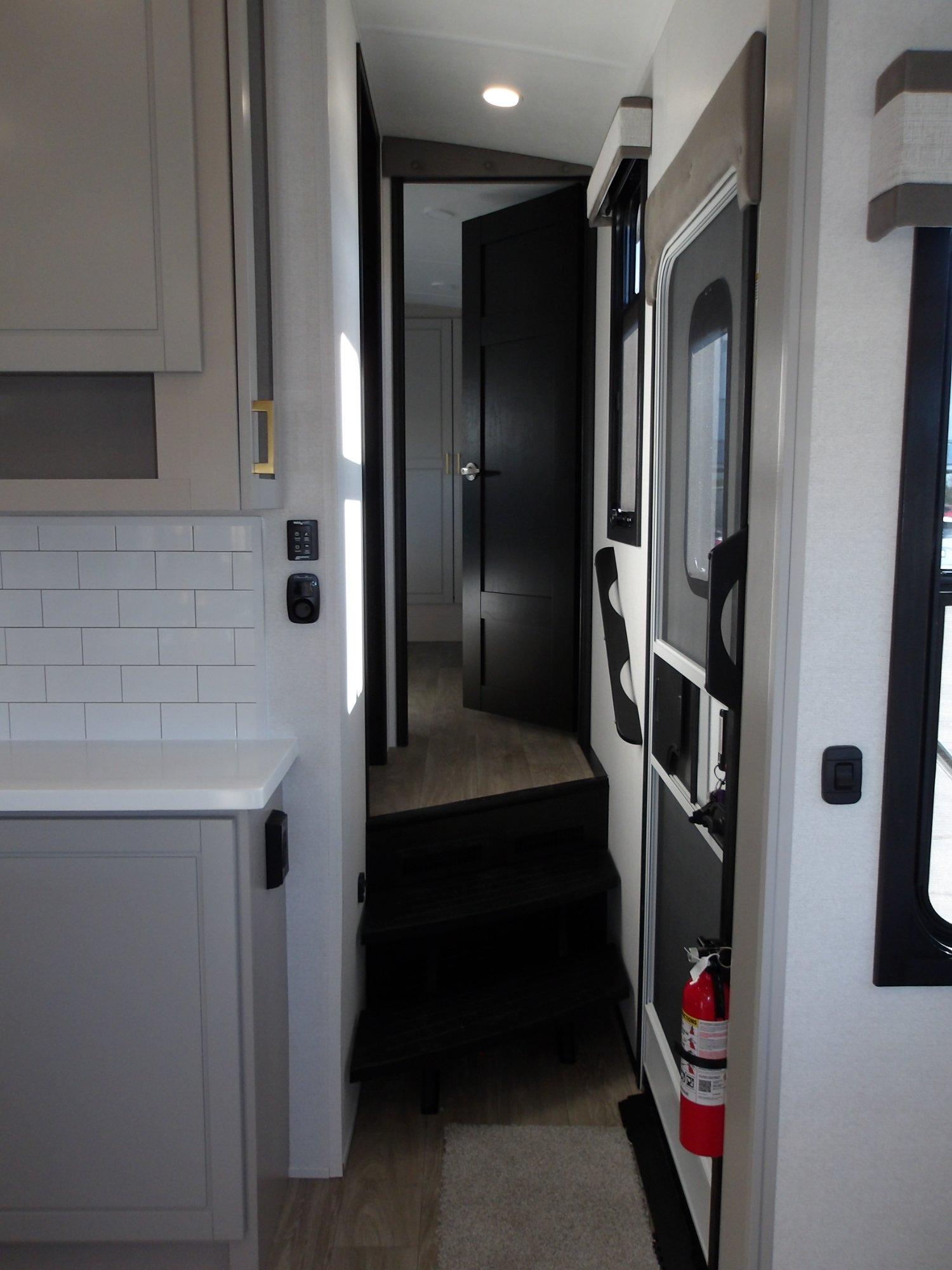 2027 Jayco 2027 Jayco North Point - thumbnail 46