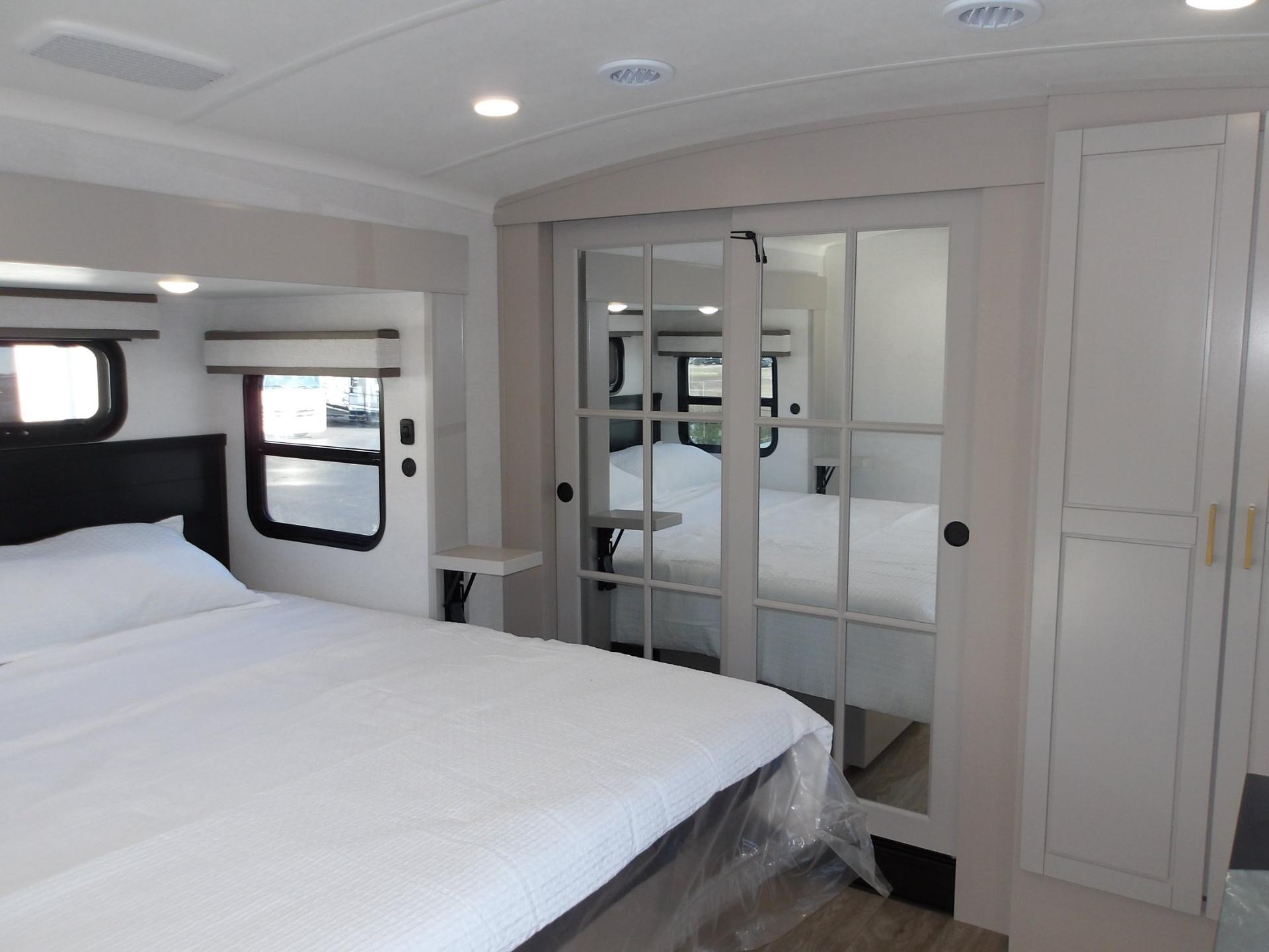 2027 Jayco 2027 Jayco North Point - thumbnail 55