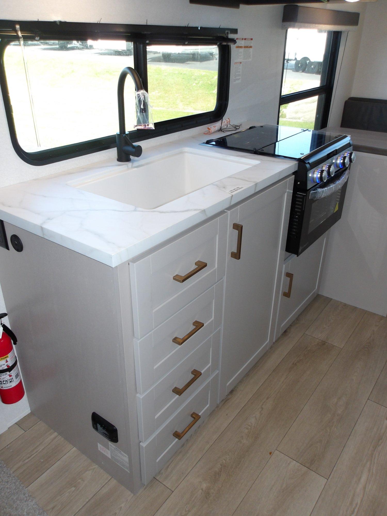 2027 Jayco 2027 Jayco Jay Flight - thumbnail 15