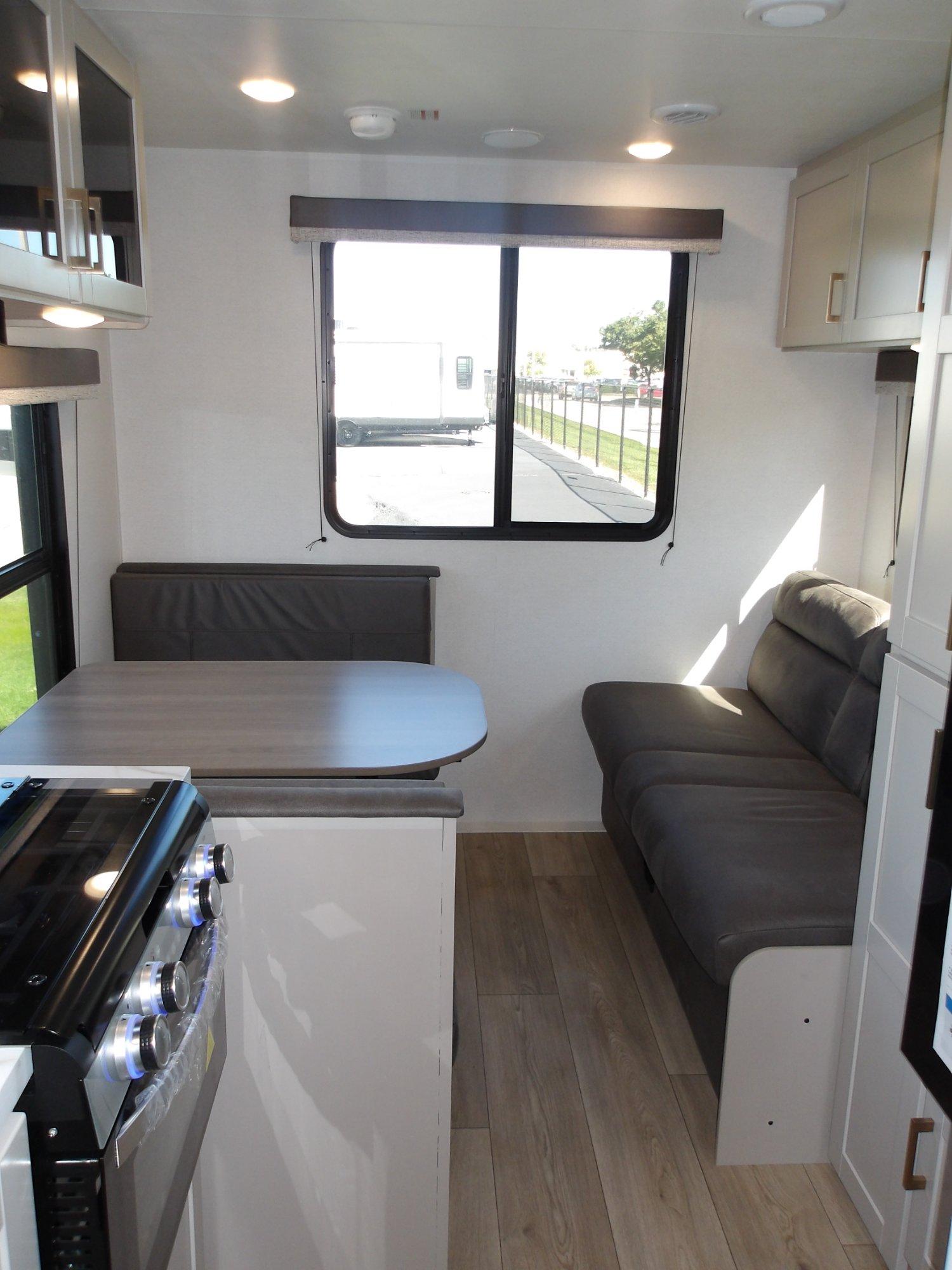 2027 Jayco 2027 Jayco Jay Flight - thumbnail 24