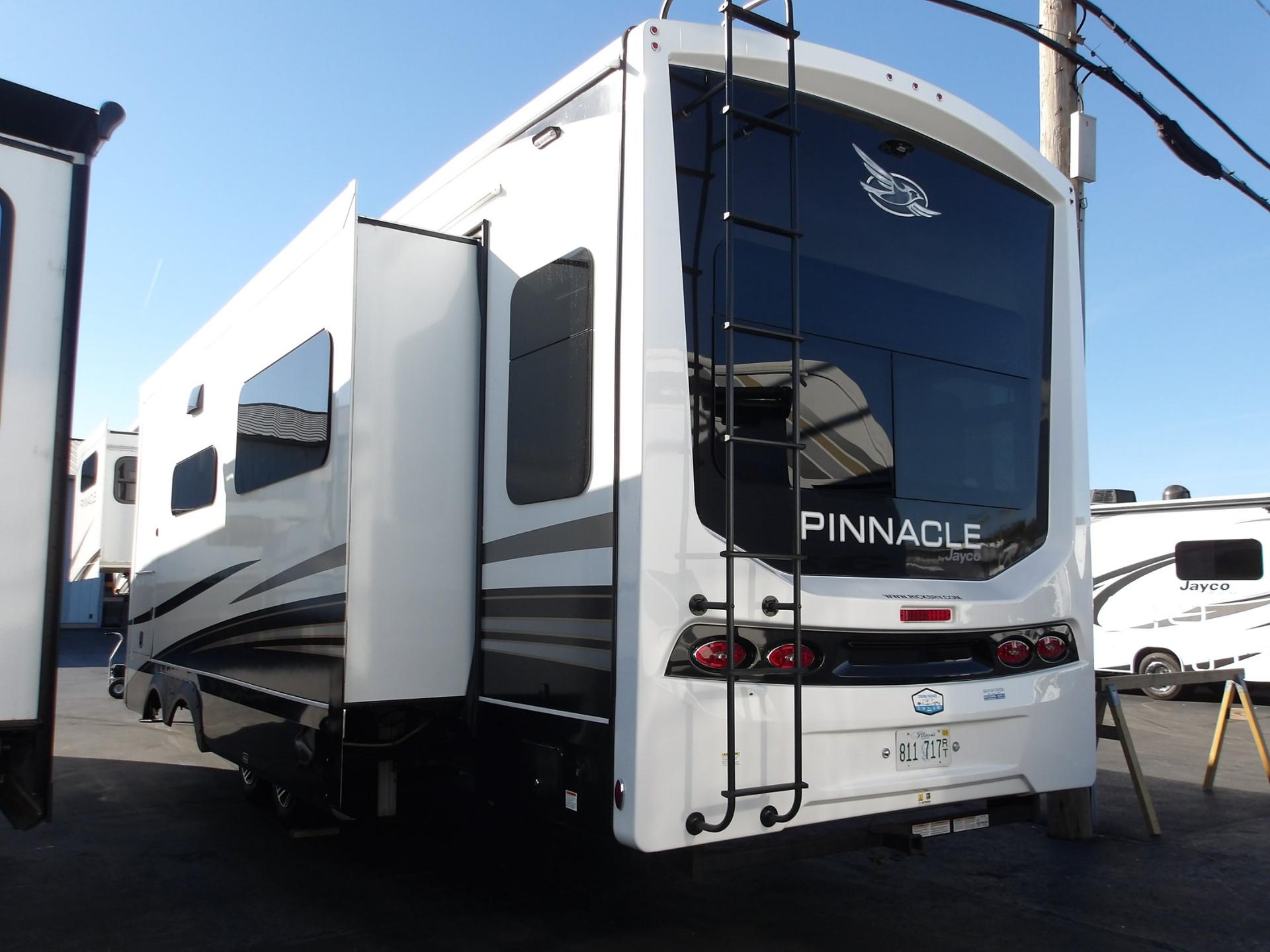 2024 Jayco 2024 Jayco Pinnacle - thumbnail 10