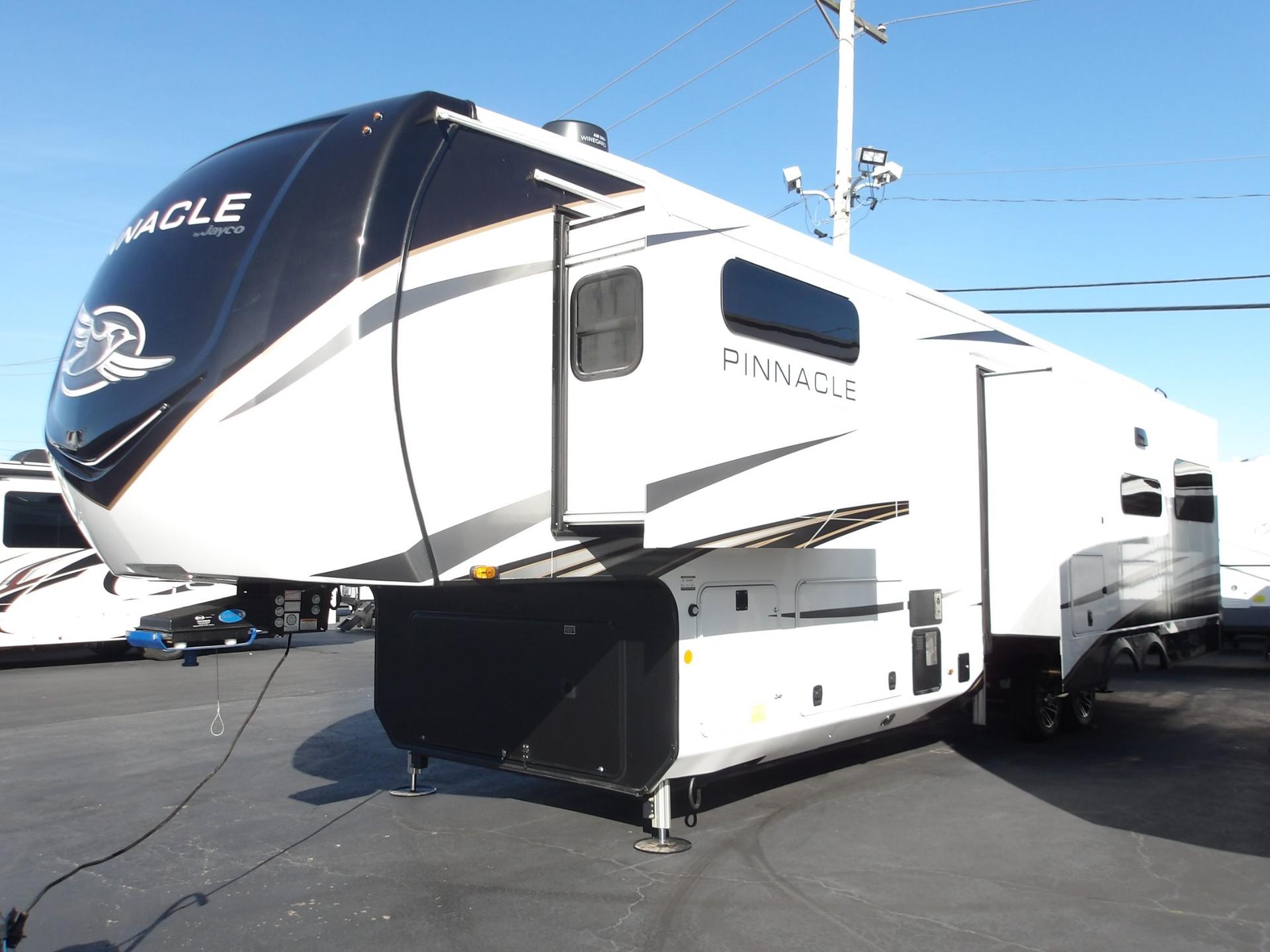 2024 Jayco 2024 Jayco Pinnacle - thumbnail 11