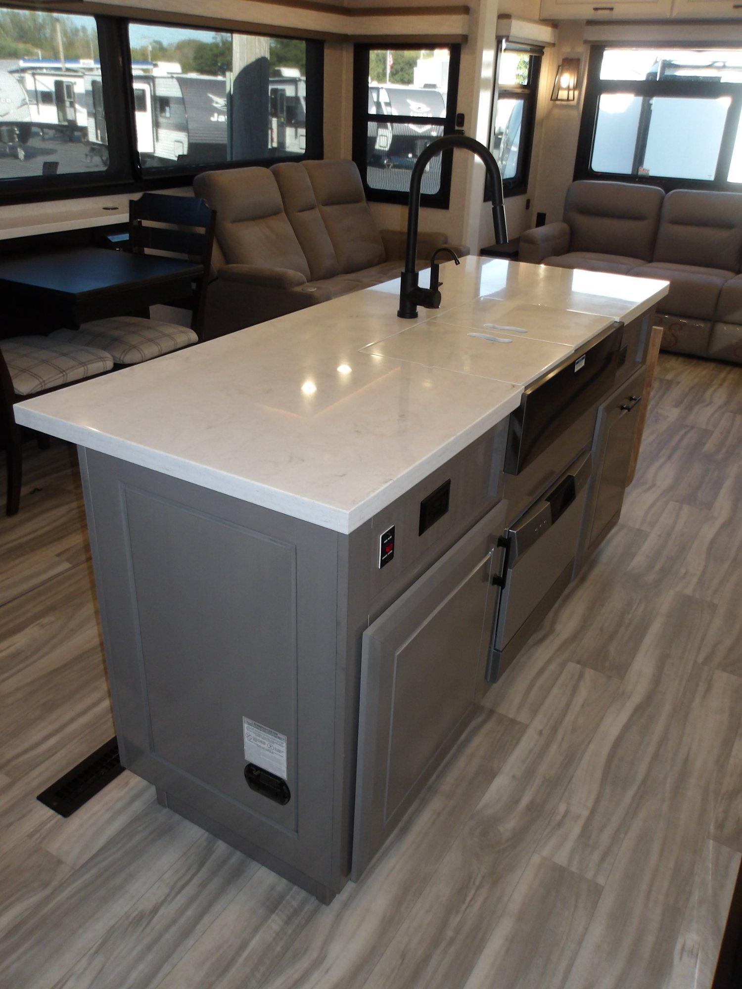 2024 Jayco 2024 Jayco Pinnacle - thumbnail 30