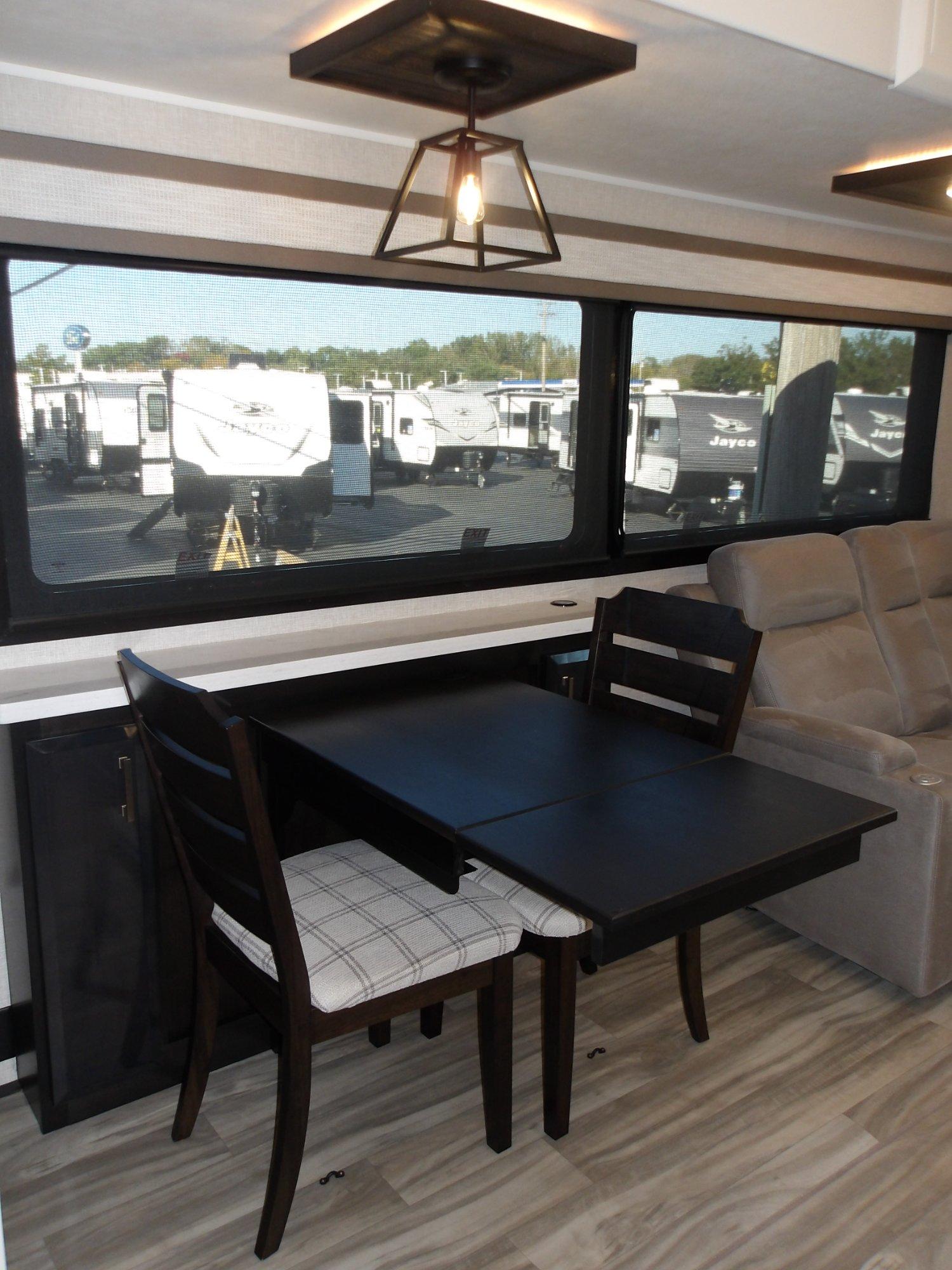 2024 Jayco 2024 Jayco Pinnacle - thumbnail 38