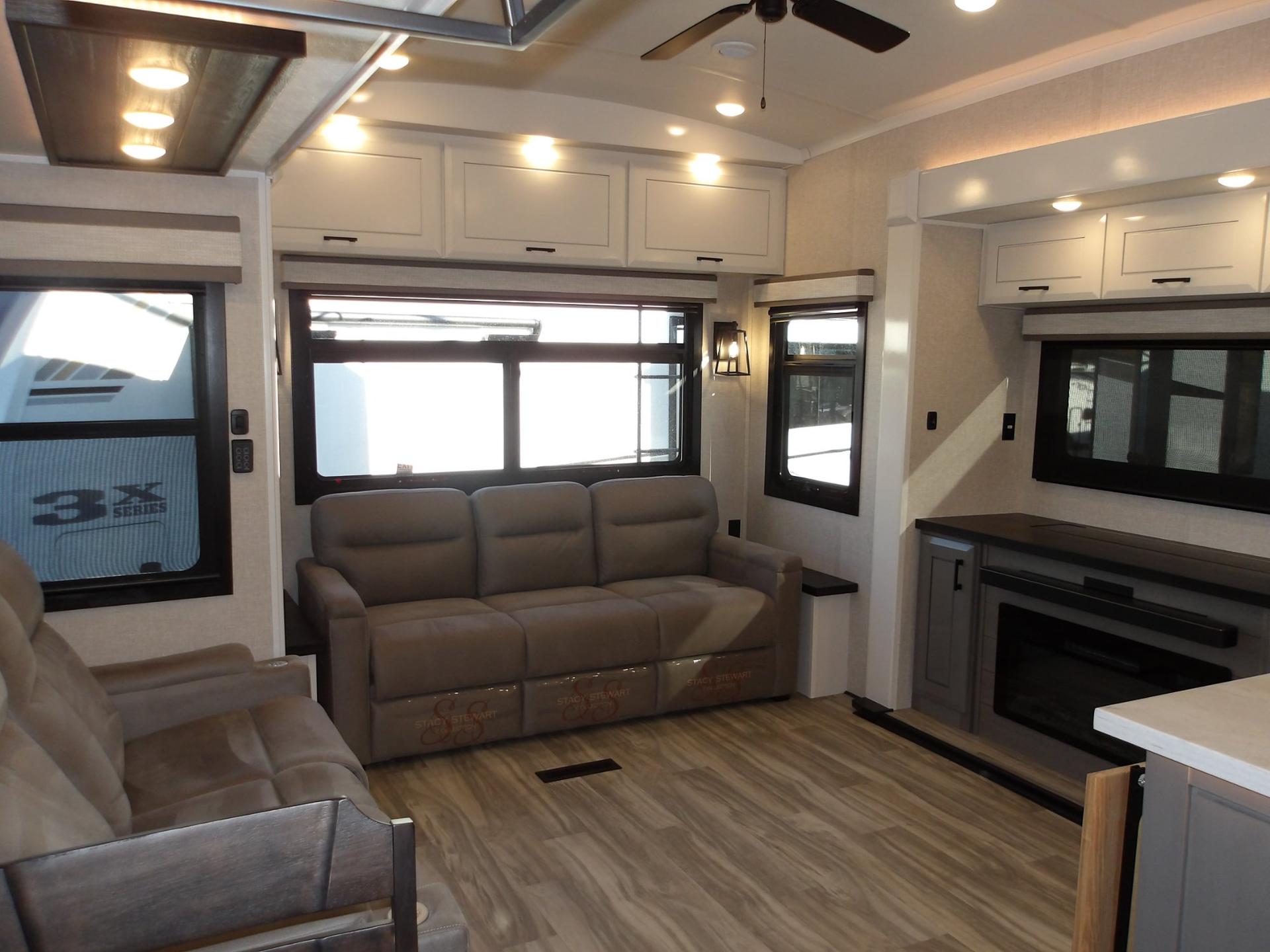 2024 Jayco 2024 Jayco Pinnacle - thumbnail 40
