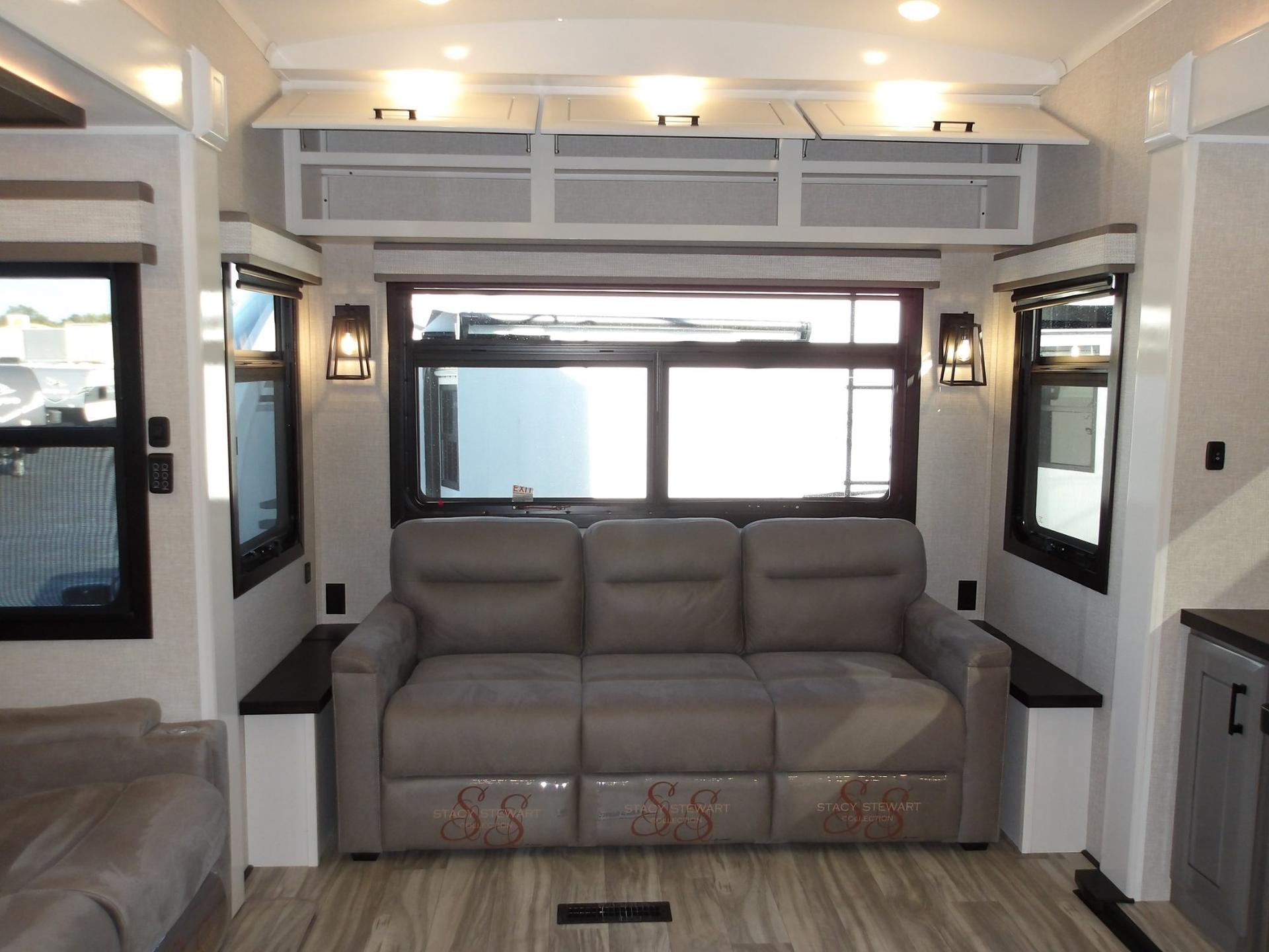 2024 Jayco 2024 Jayco Pinnacle - thumbnail 43