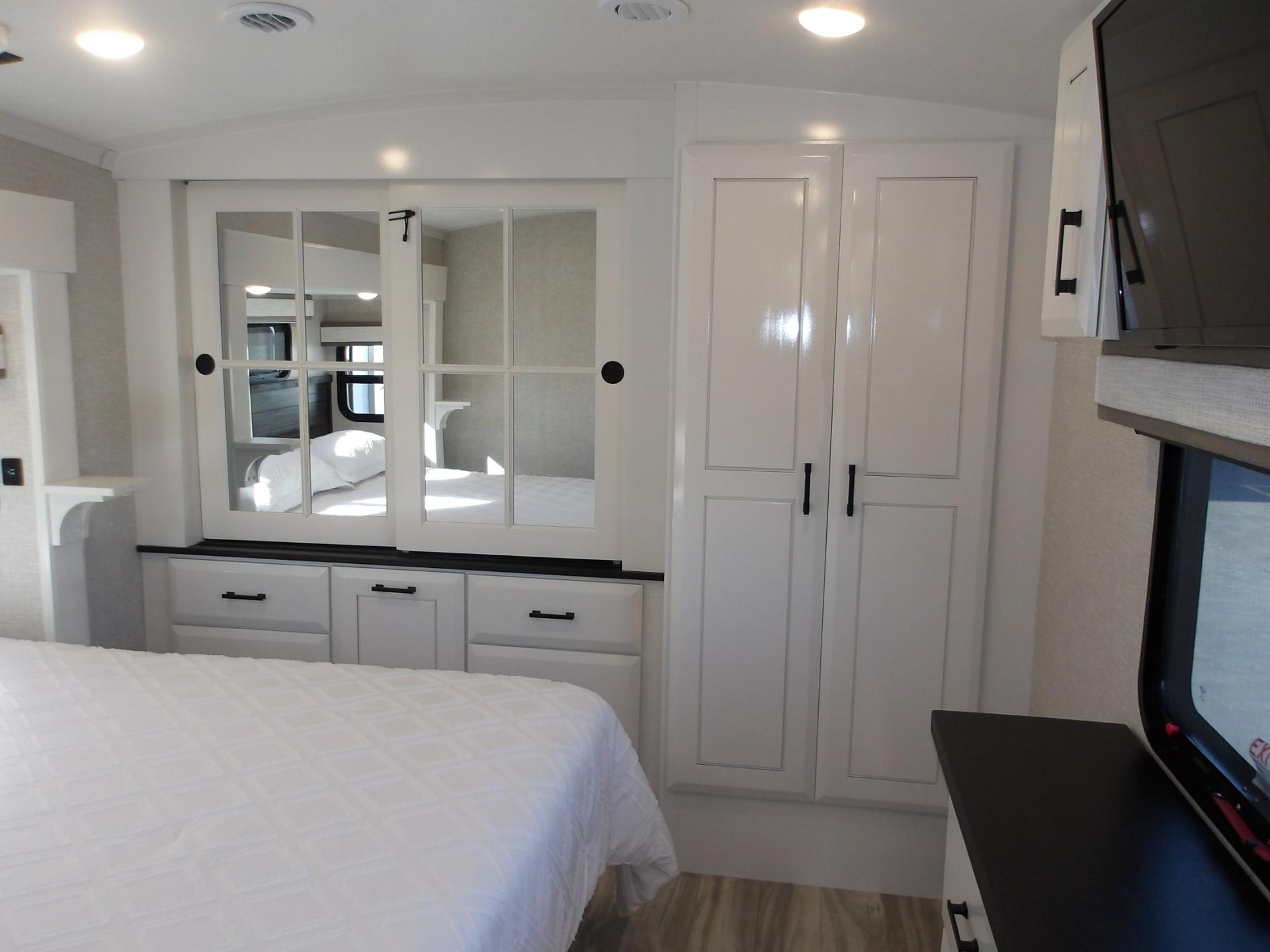 2024 Jayco 2024 Jayco Pinnacle - thumbnail 66