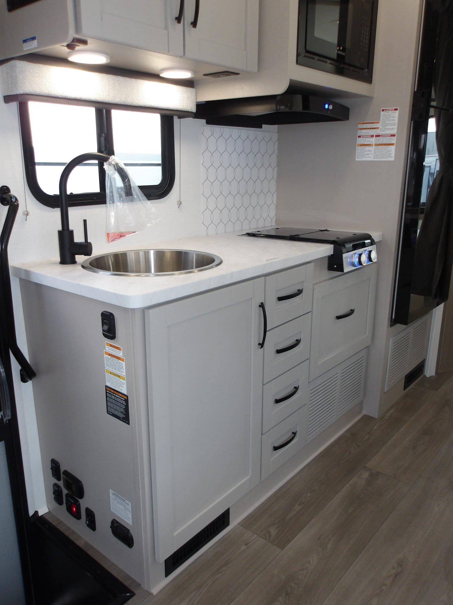 2027 Jayco 2027 Jayco Redhawk SE - thumbnail 15