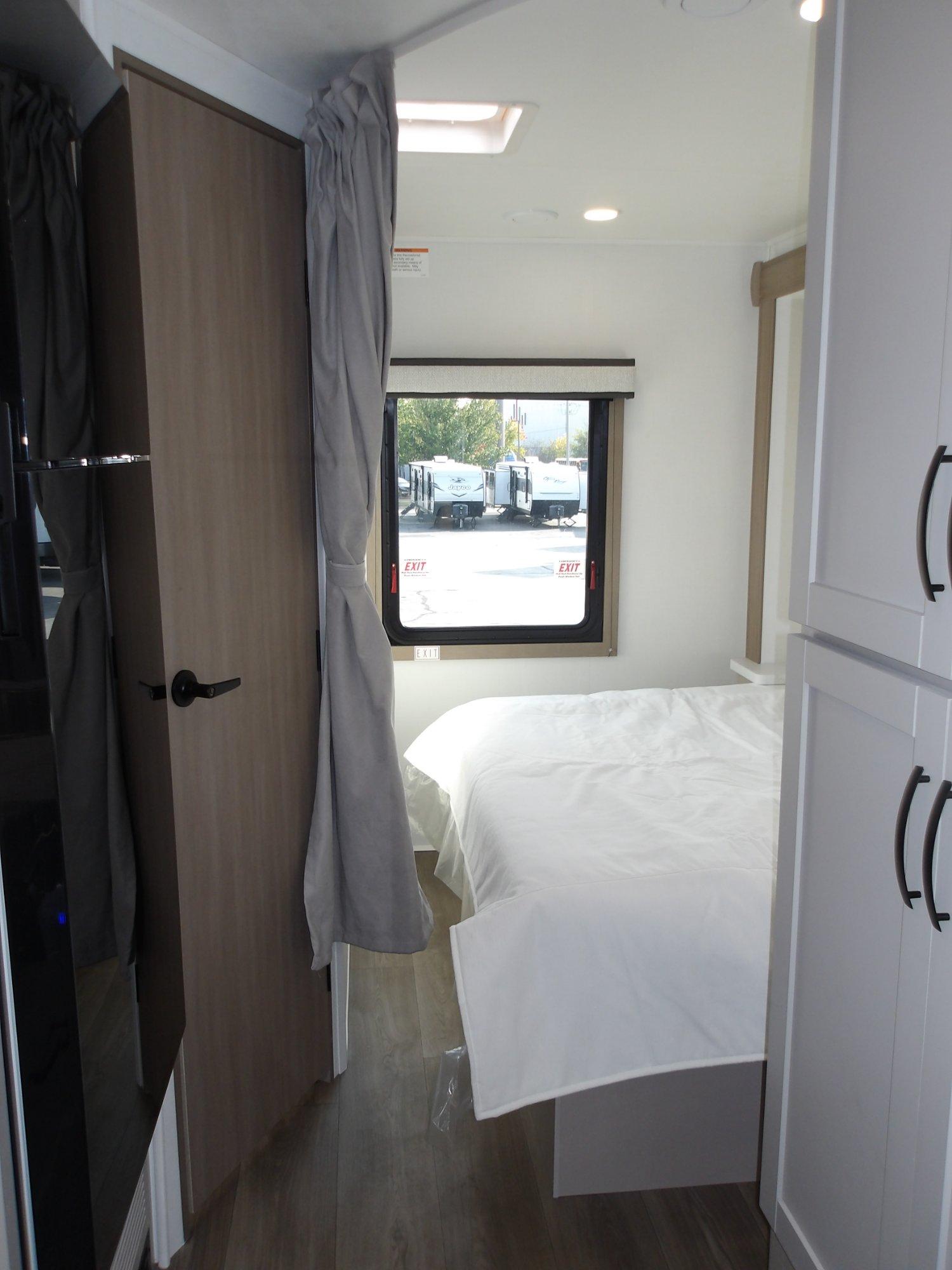 2027 Jayco 2027 Jayco Redhawk SE - thumbnail 28