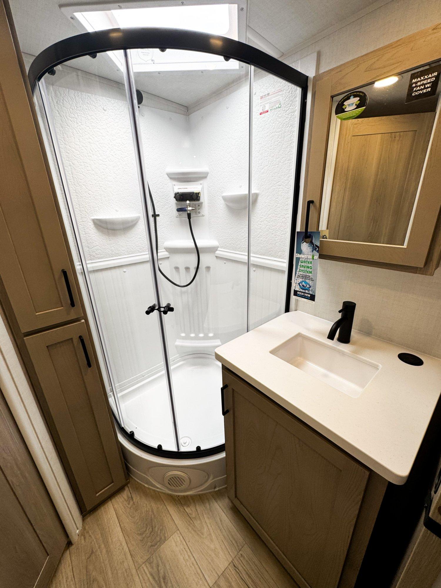 2026 Forest River 2026 Forest River Rockwood Ultra Lite - thumbnail 28