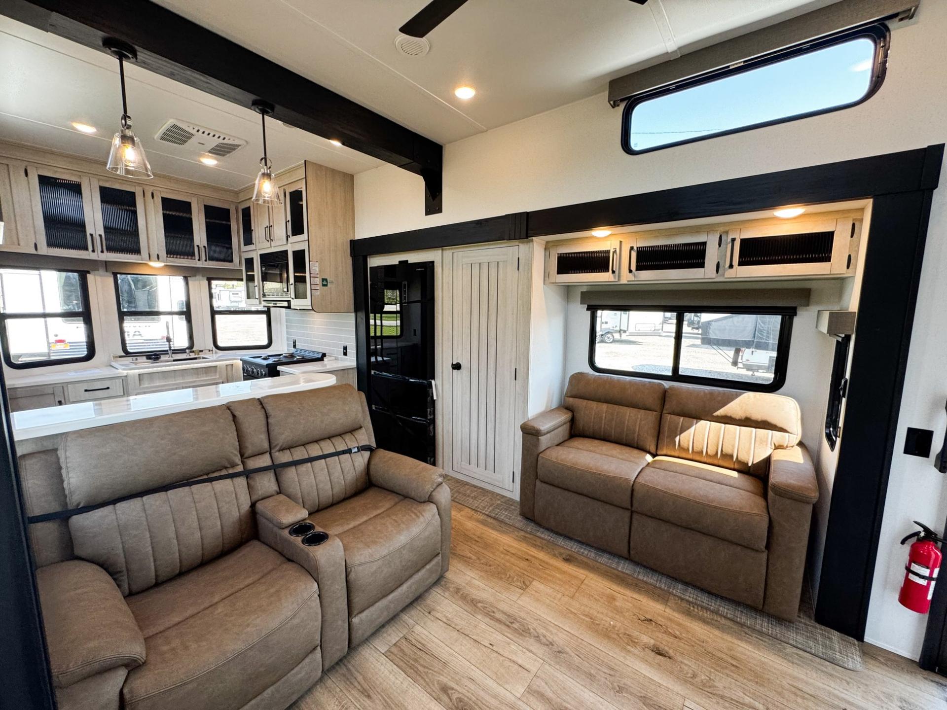 2026 Forest River 2026 Forest River Puma Destination - thumbnail 5