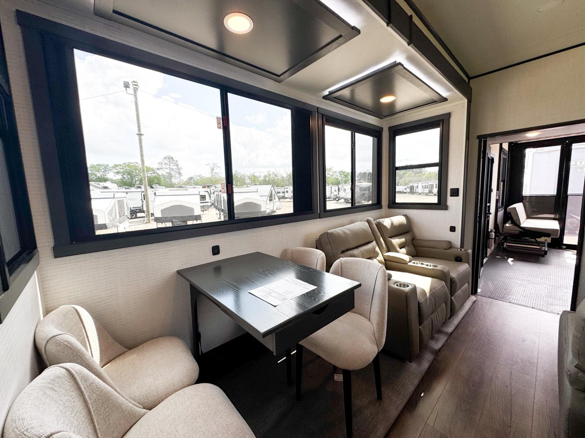 2026 Forest River 2026 Forest River Xlr Nitro Toy Hauler - thumbnail 5