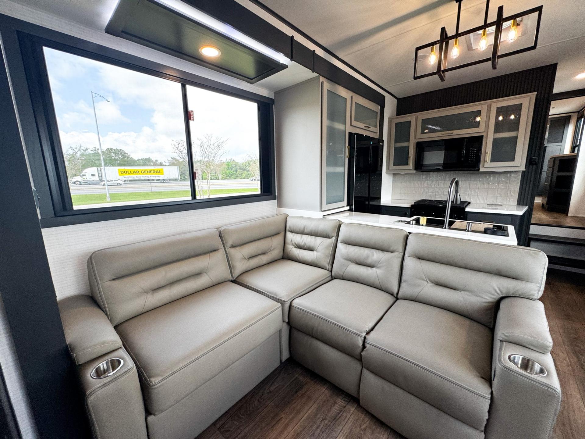 2026 Forest River 2026 Forest River Xlr Nitro Toy Hauler - thumbnail 14