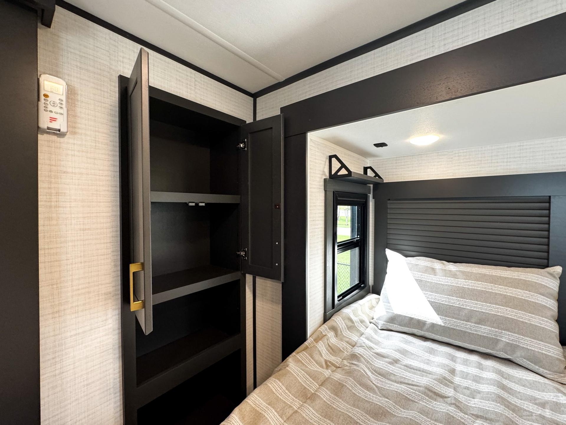 2026 Forest River 2026 Forest River Xlr Nitro Toy Hauler - thumbnail 31