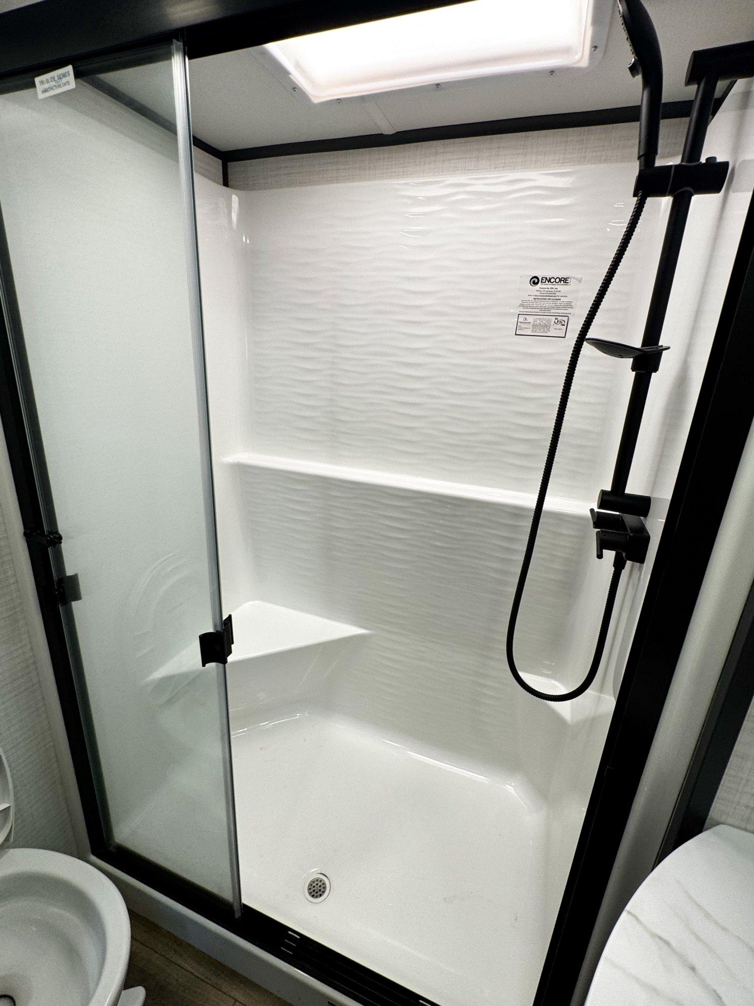 2026 Forest River 2026 Forest River Xlr Nitro Toy Hauler - thumbnail 41