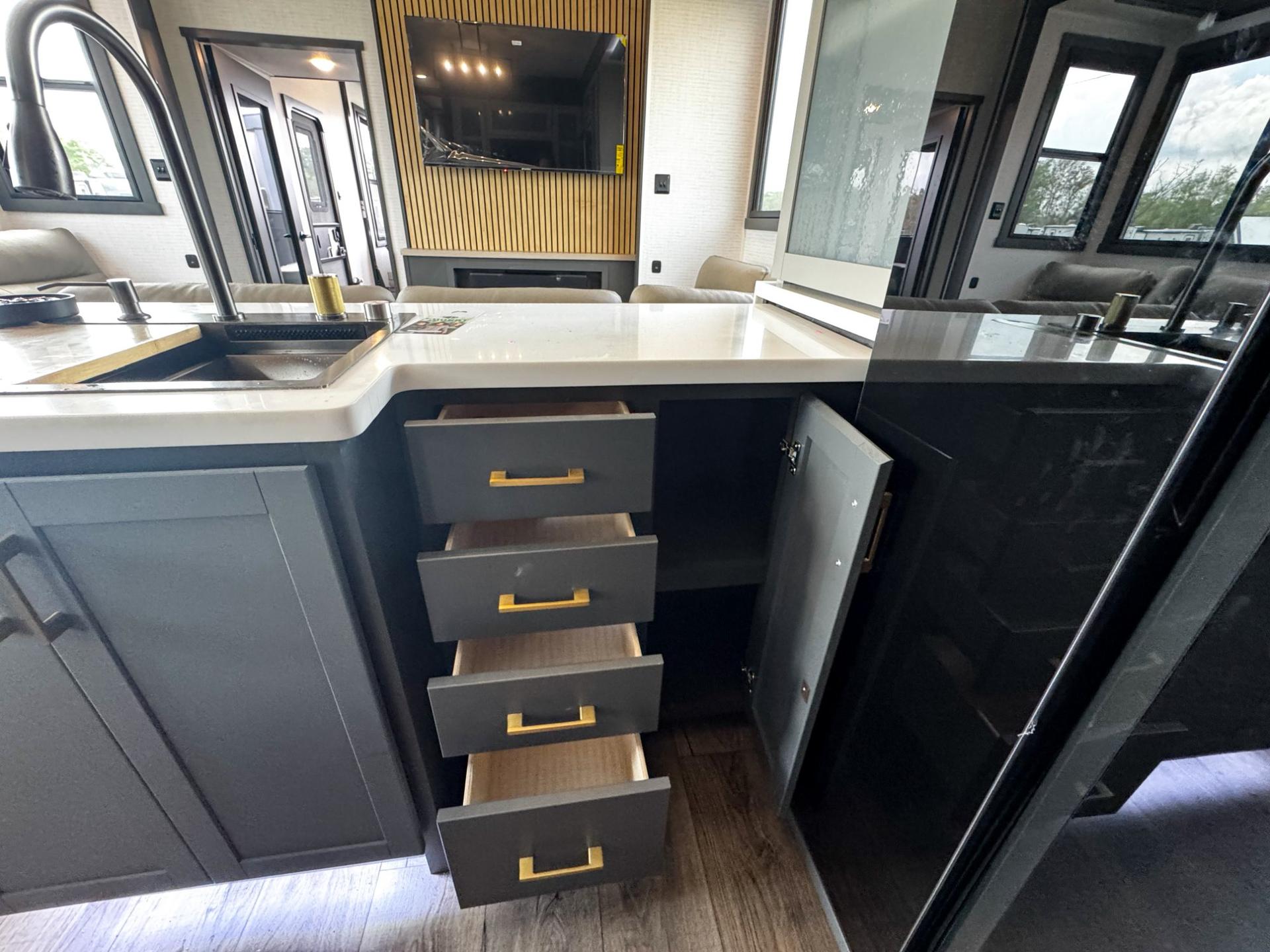 2026 Forest River 2026 Forest River Xlr Nitro Toy Hauler - thumbnail 54