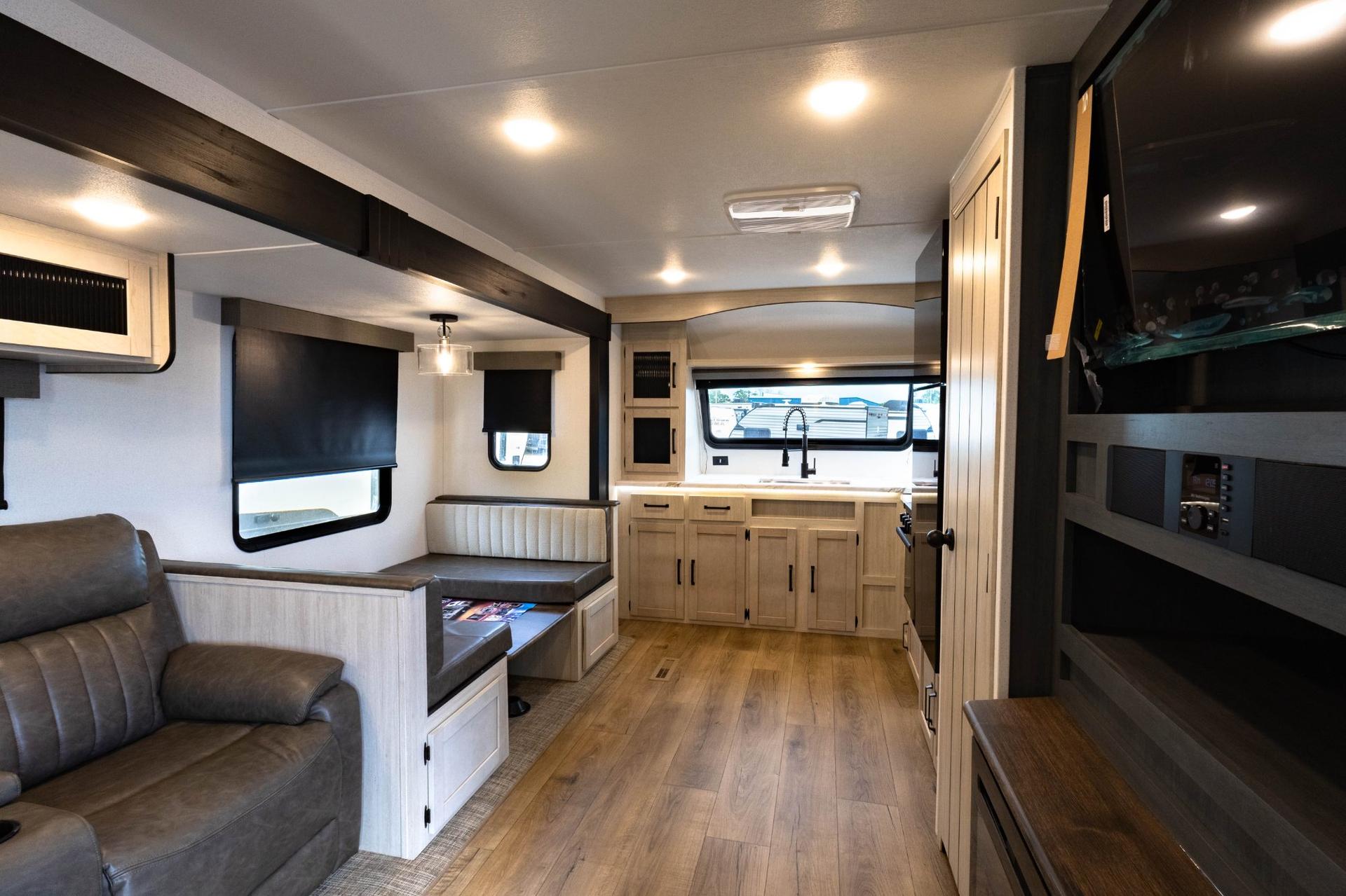 2026 Forest River 2026 Forest River Puma - thumbnail 4