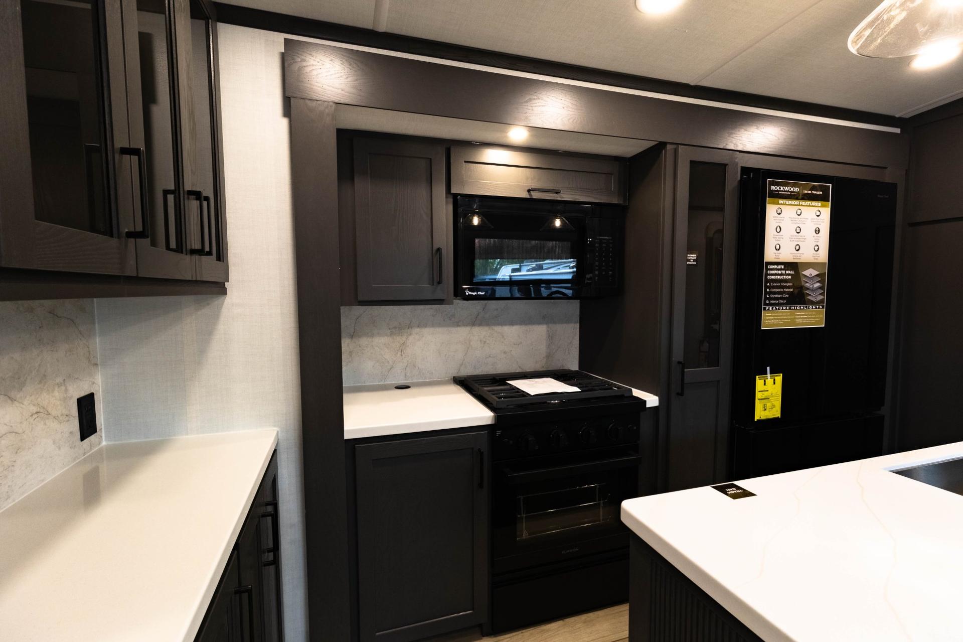 2026 Forest River 2026 Forest River Rockwood Signature - thumbnail 11