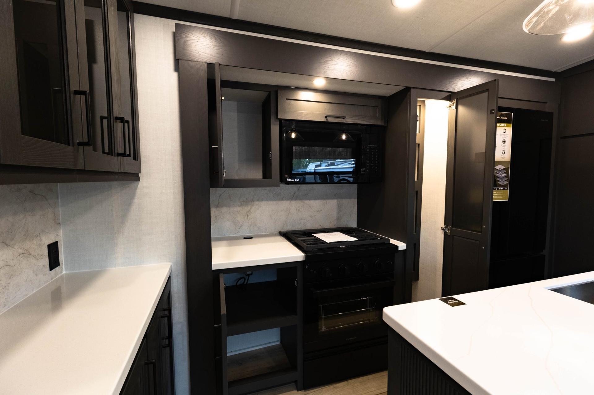 2026 Forest River 2026 Forest River Rockwood Signature - thumbnail 12