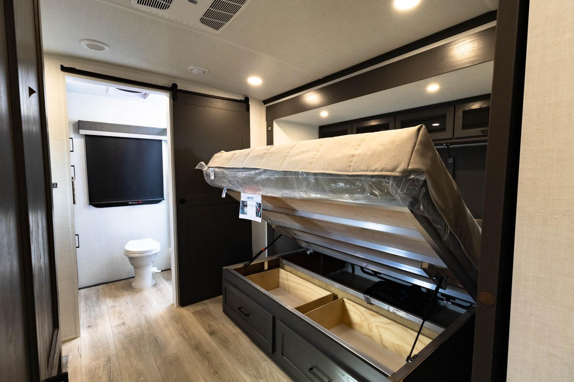 2026 Forest River 2026 Forest River Rockwood Signature - thumbnail 19