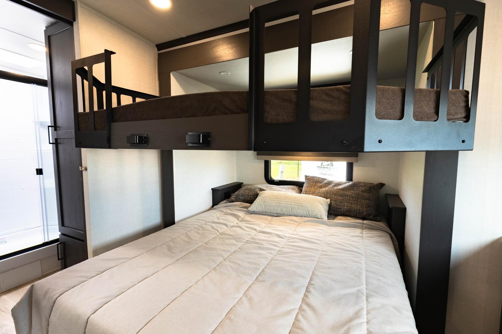 2026 Forest River 2026 Forest River Rockwood Signature - thumbnail 40