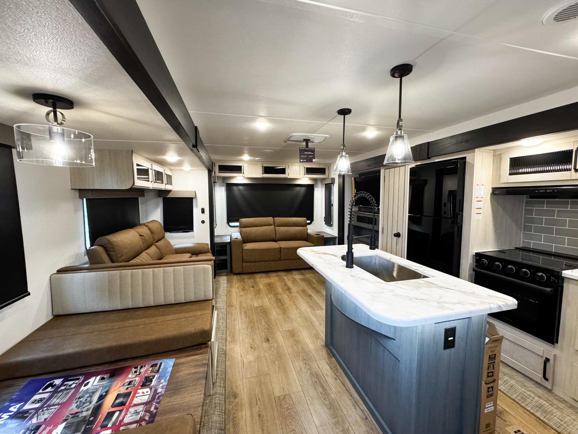 2026 Forest River 2026 Forest River Puma - thumbnail 3