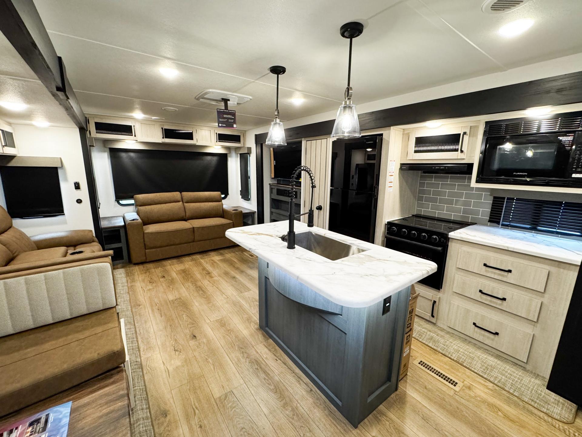 2026 Forest River 2026 Forest River Puma - thumbnail 4