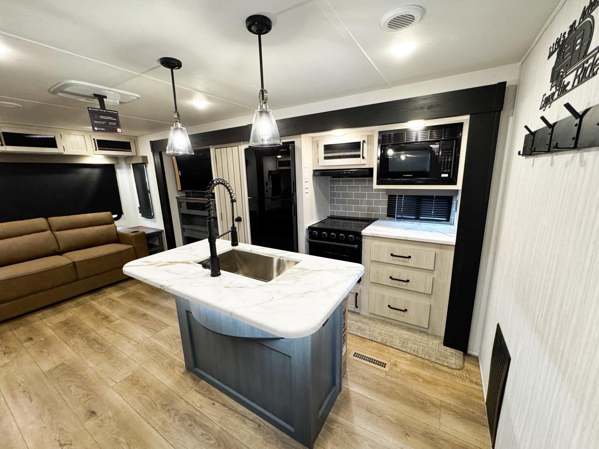 2026 Forest River 2026 Forest River Puma - thumbnail 5