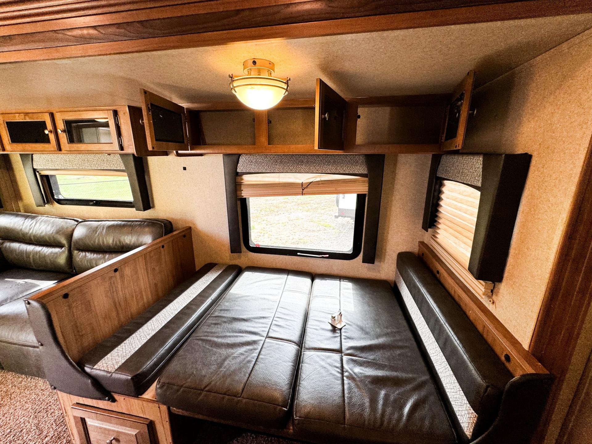 2018 Rockwood 2018 Rockwood Ultra Lite - thumbnail 7