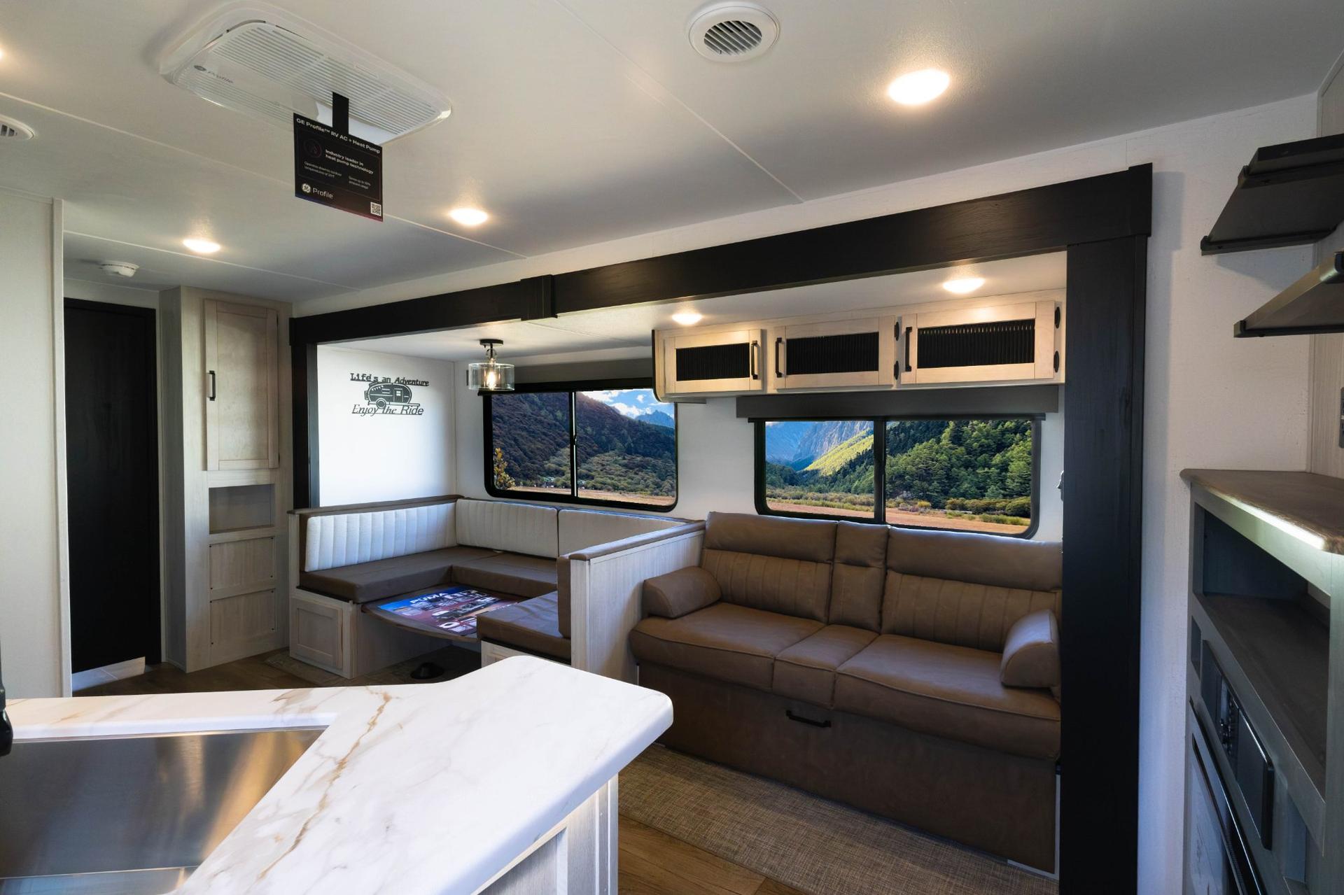 2026 Forest River 2026 Forest River Puma - thumbnail 4