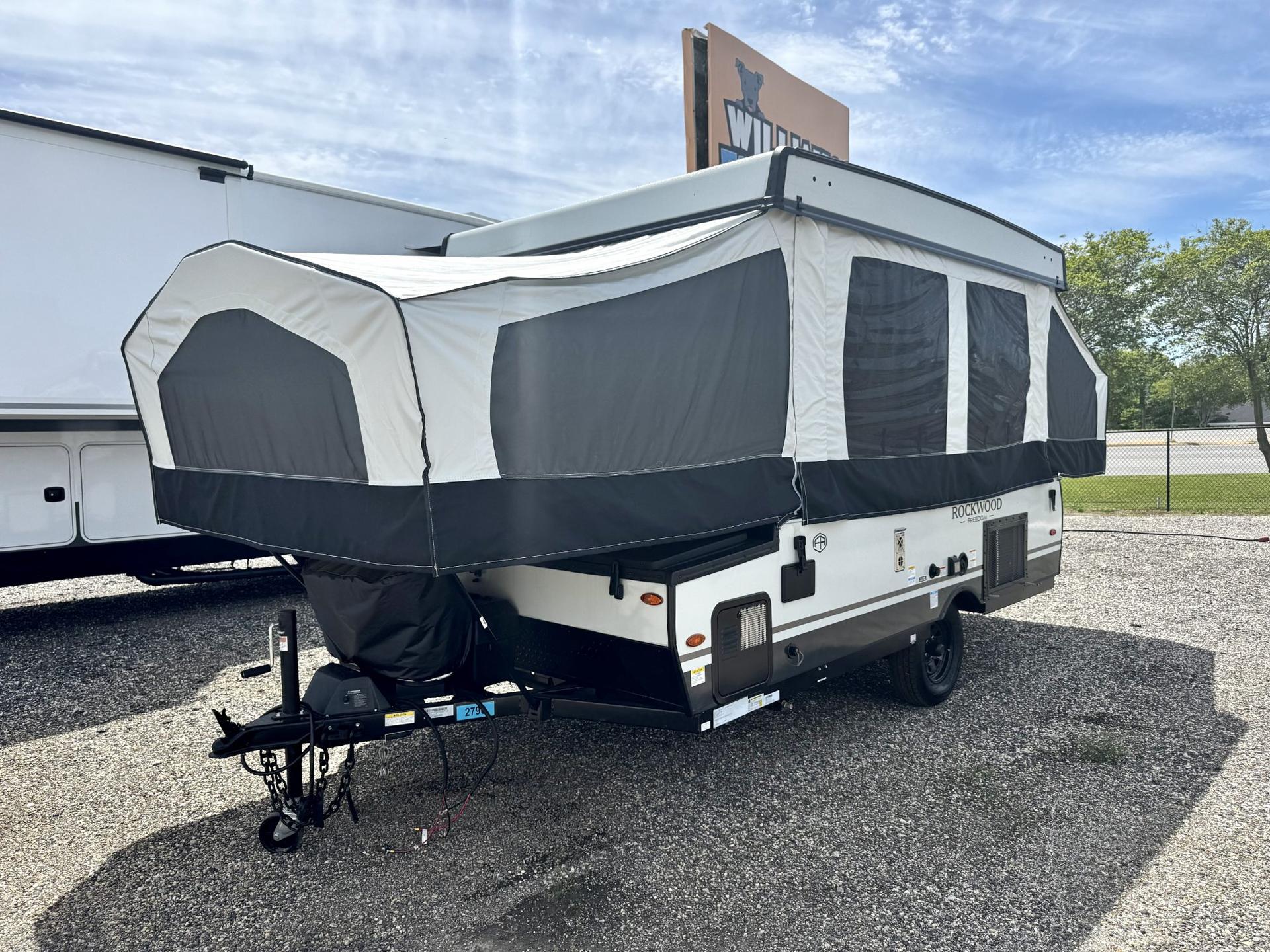 2026 Forest River 2026 Forest River Rockwood Tent Trailer - thumbnail 13