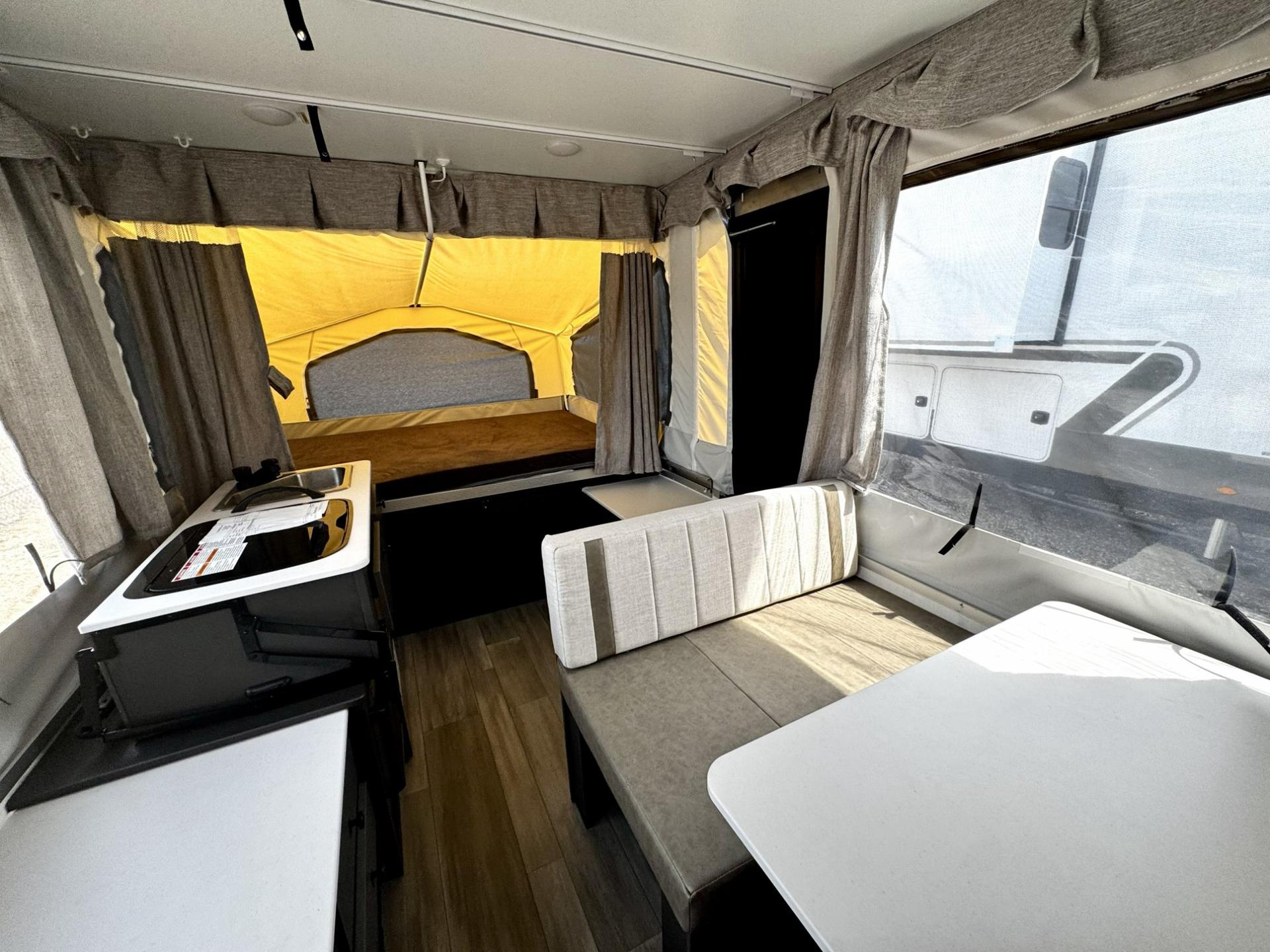 2026 Forest River 2026 Forest River Rockwood Tent Trailer - thumbnail 3