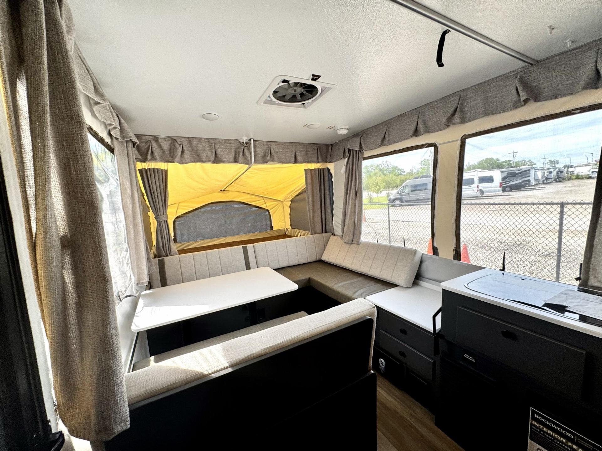 2026 Forest River 2026 Forest River Rockwood Tent Trailer - thumbnail 4