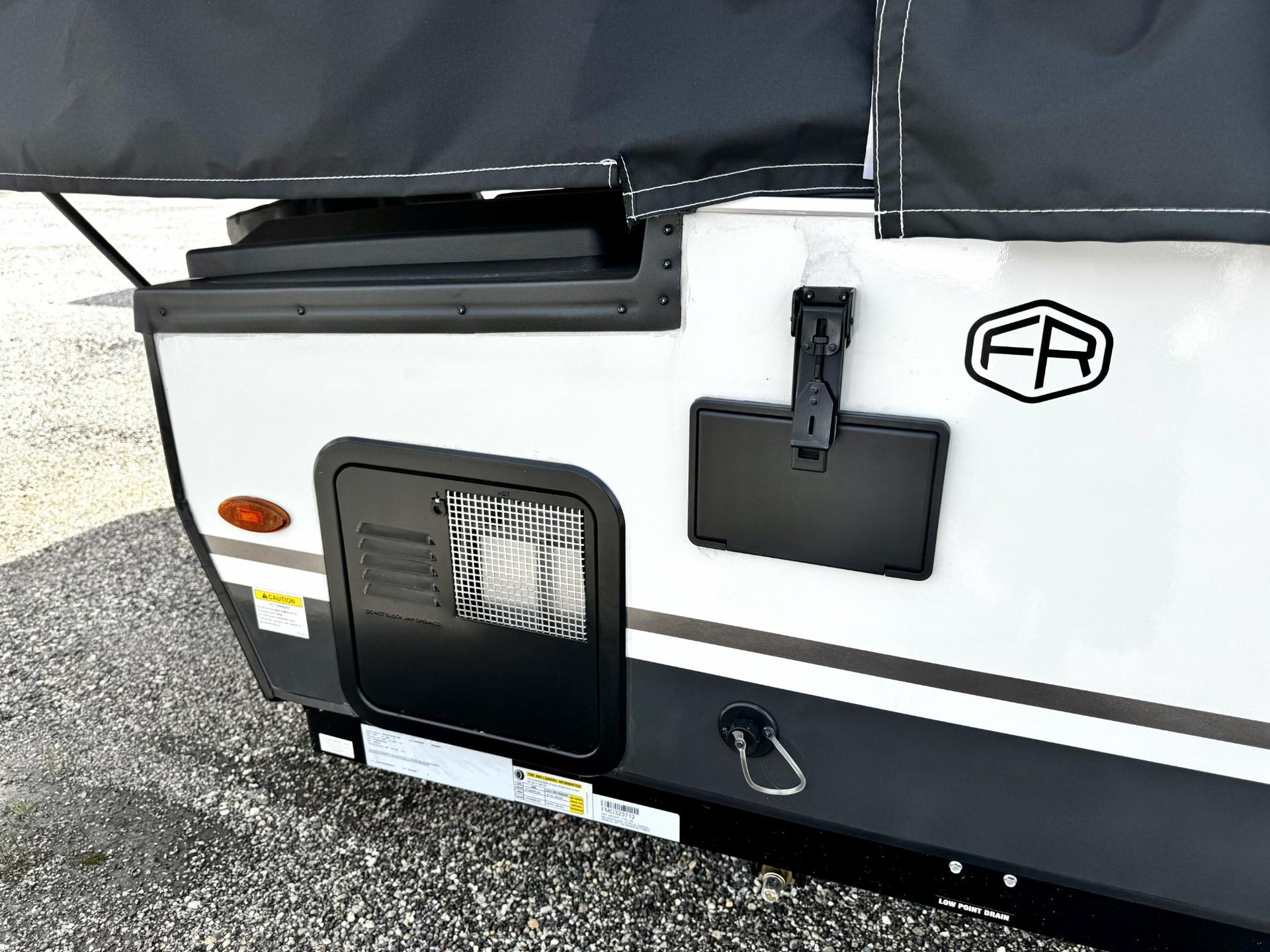 2026 Forest River 2026 Forest River Rockwood Tent Trailer - thumbnail 10