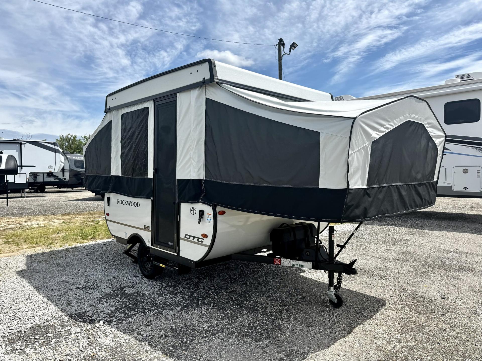 2026 Forest River 2026 Forest River Rockwood Tent Trailer - thumbnail 14