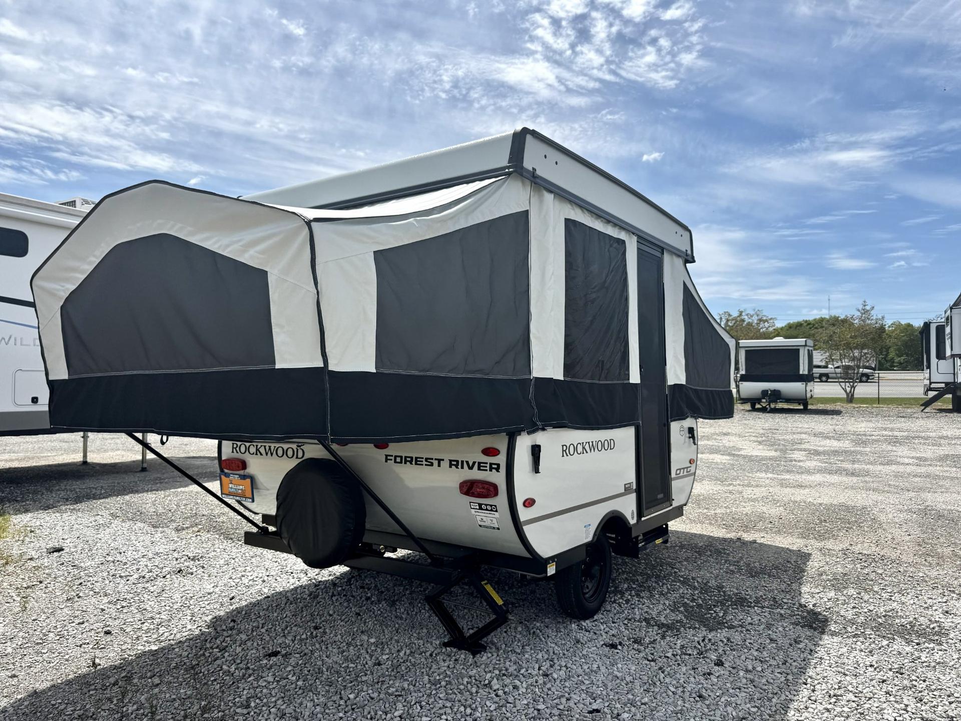 2026 Forest River 2026 Forest River Rockwood Tent Trailer - thumbnail 16