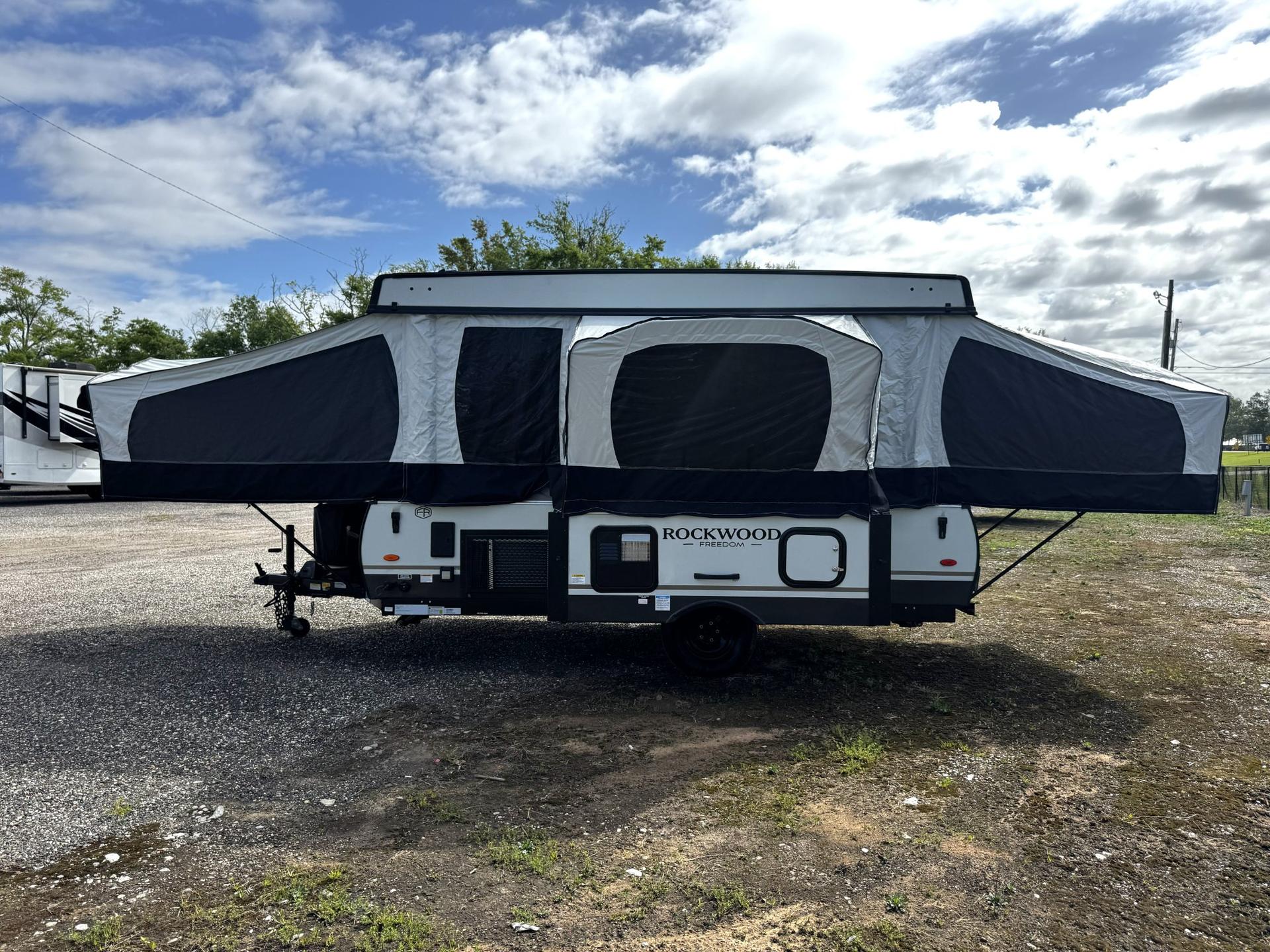 2026 Forest River 2026 Forest River Rockwood - thumbnail 37