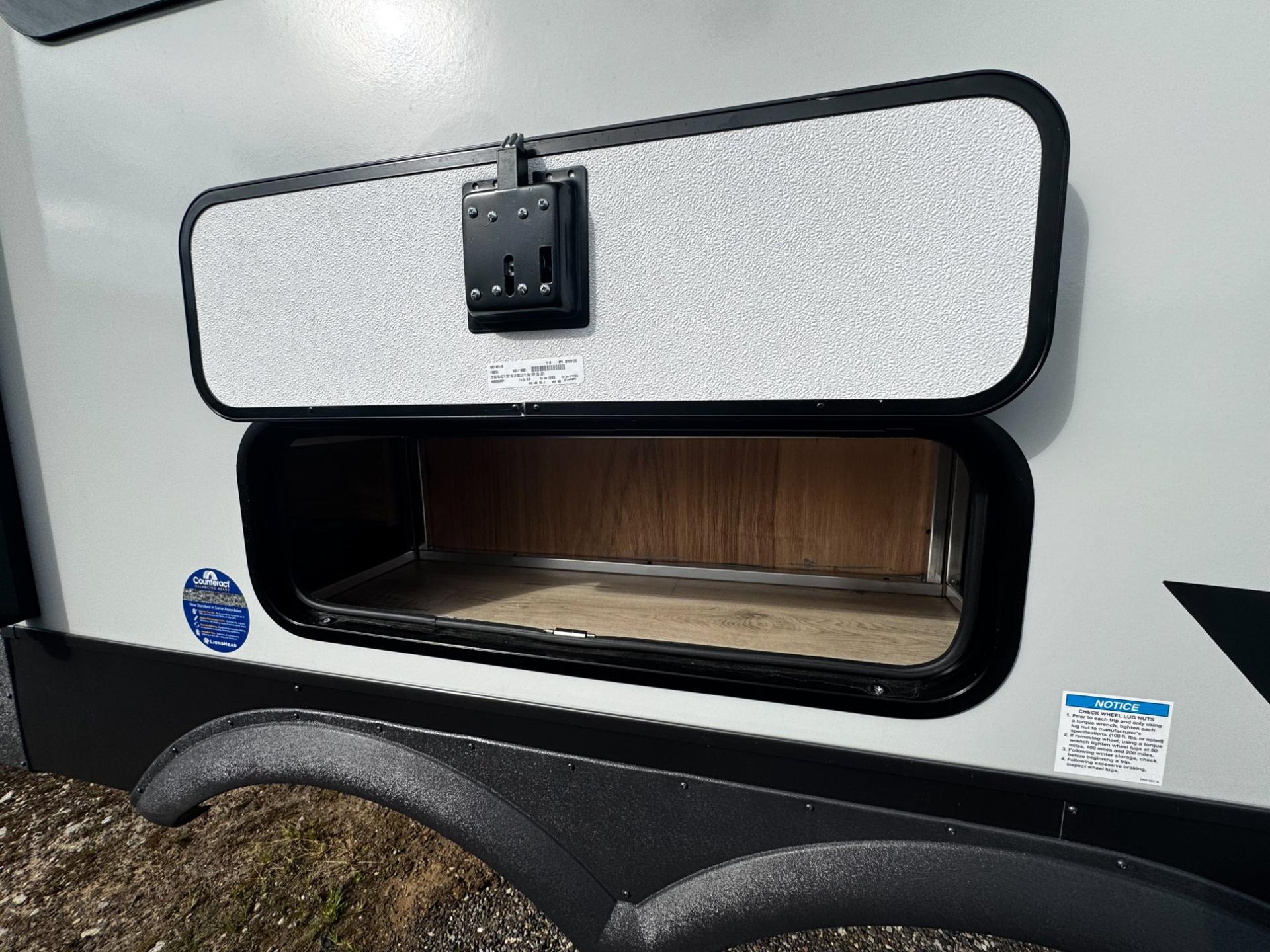 2026 Forest River 2026 Forest River Rockwood Signature - thumbnail 63