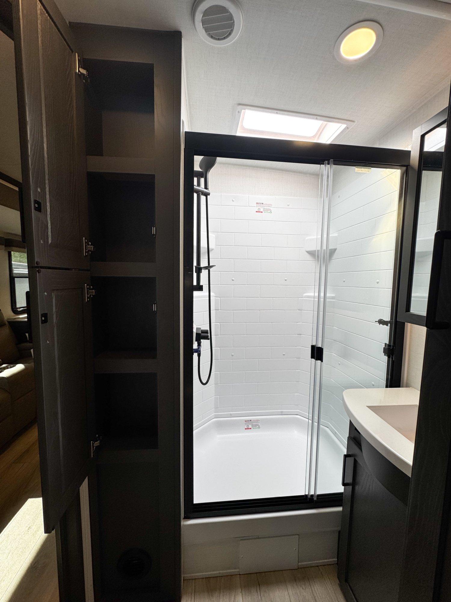 2026 Forest River 2026 Forest River Rockwood Signature - thumbnail 38