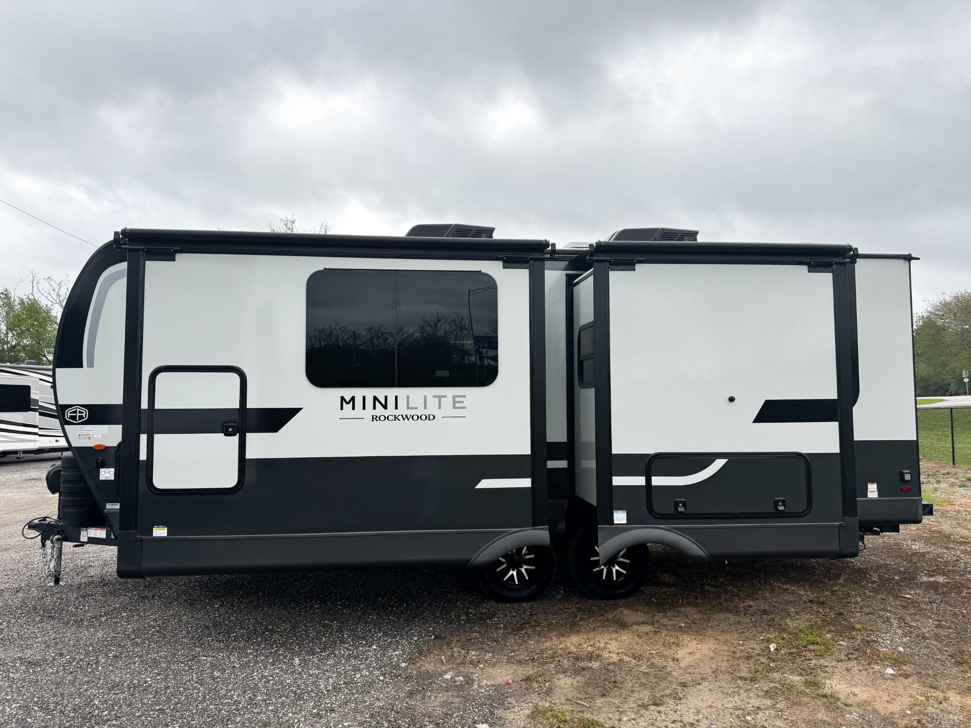 2026 Forest River RV 2026 Forest River RV Rockwood Mini Lite - thumbnail 47