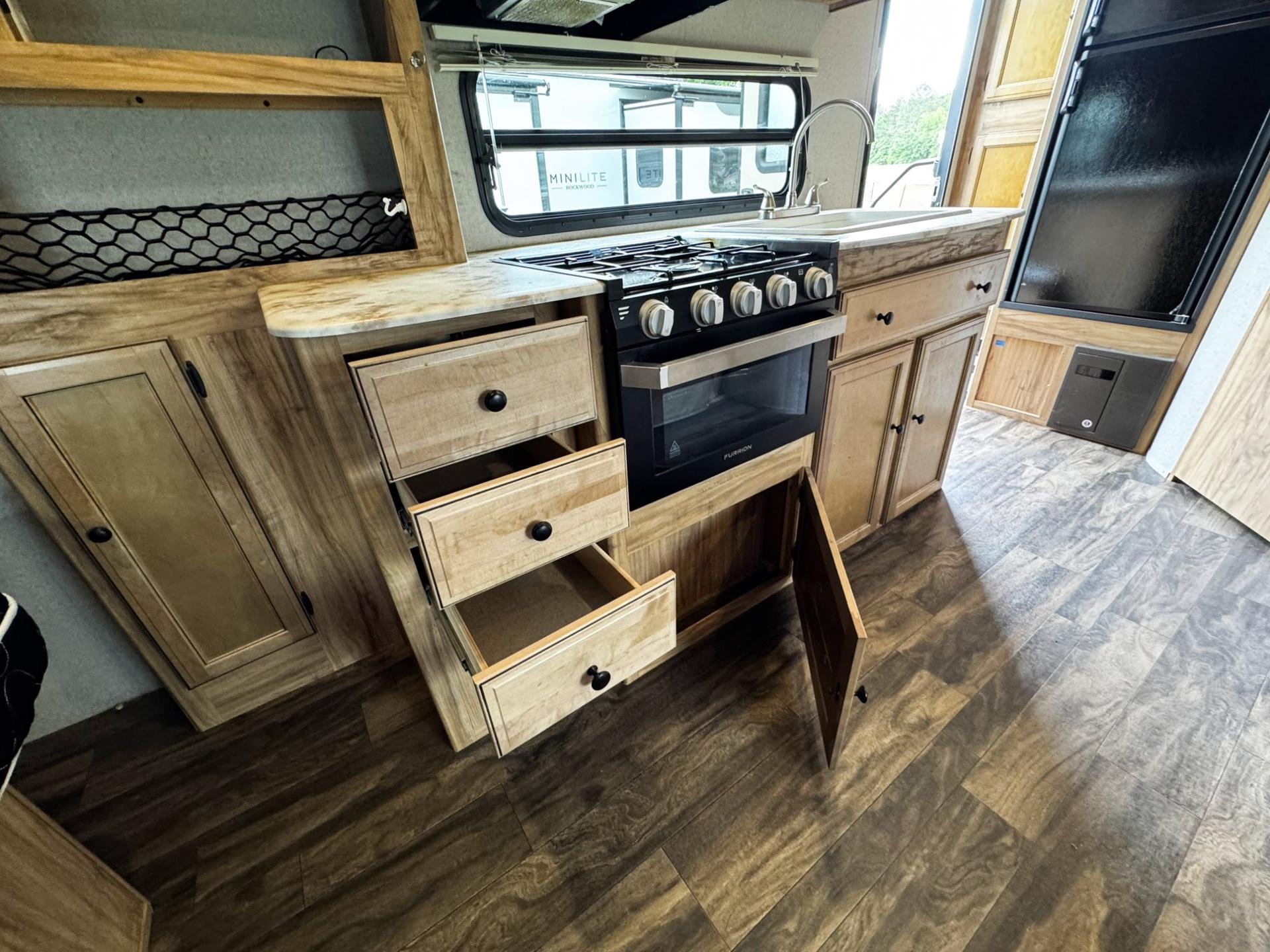 2018 Coachmen 2018 Coachmen Freedom Express - thumbnail 7