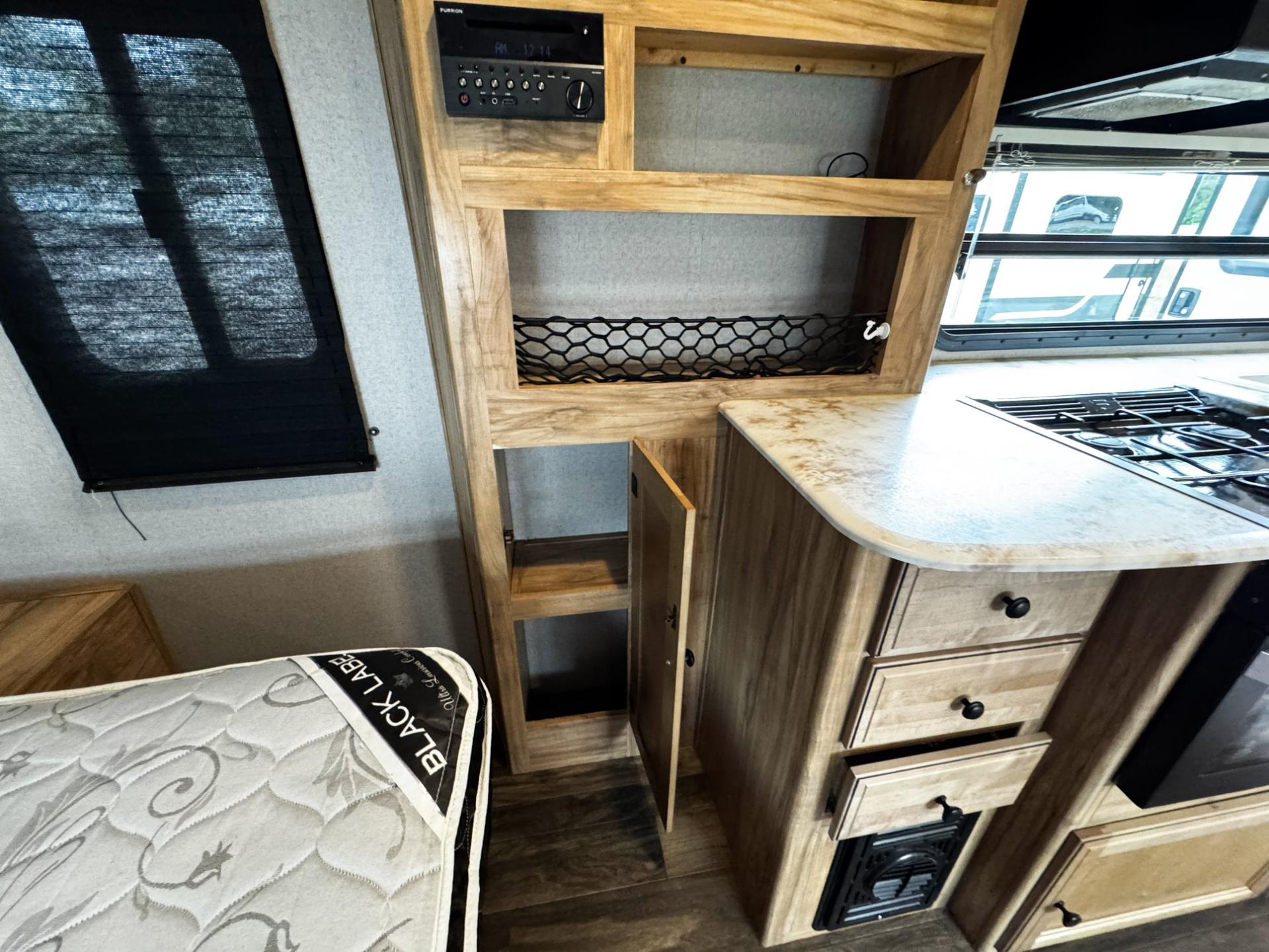 2018 Coachmen 2018 Coachmen Freedom Express - thumbnail 11