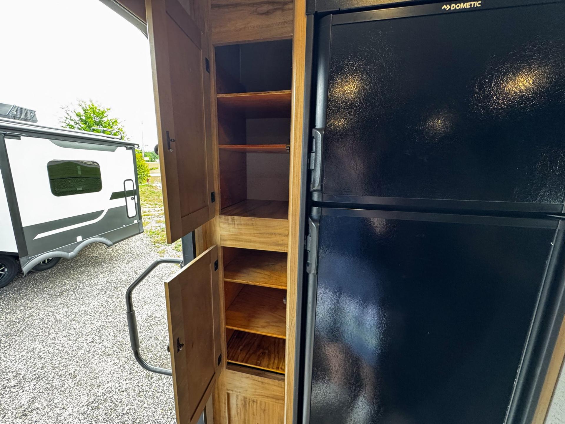 2018 Coachmen 2018 Coachmen Freedom Express - thumbnail 20