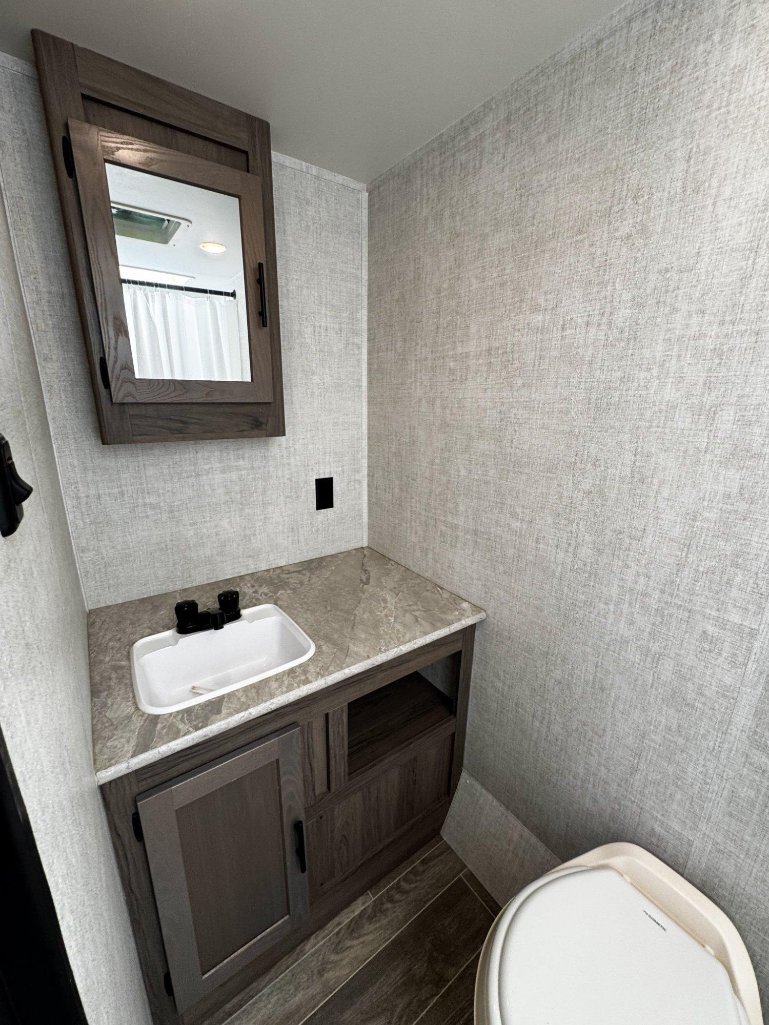 2022 Gulf Stream 2022 Gulf Stream Ameri-Lite - thumbnail 16