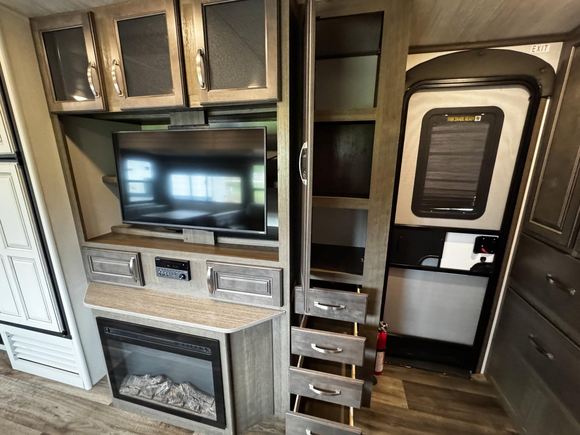 2021 Keystone 2021 Keystone Cougar - thumbnail 12