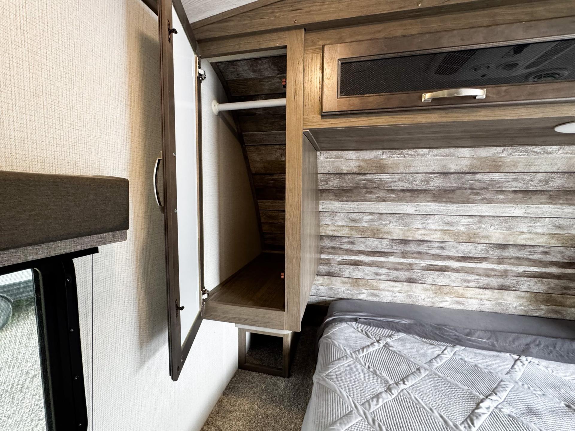 2021 Keystone 2021 Keystone Cougar - thumbnail 31