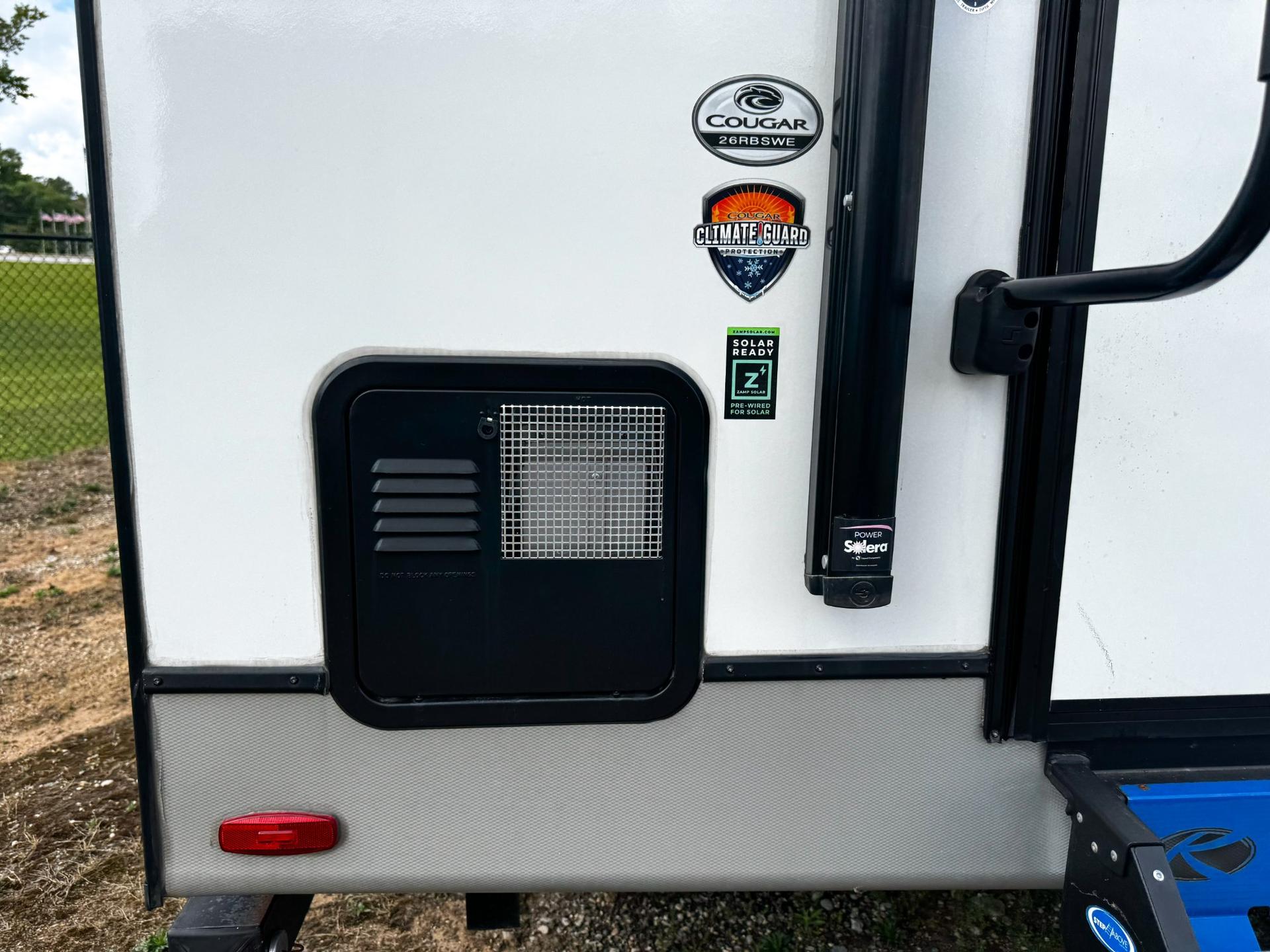 2021 Keystone 2021 Keystone Cougar - thumbnail 36