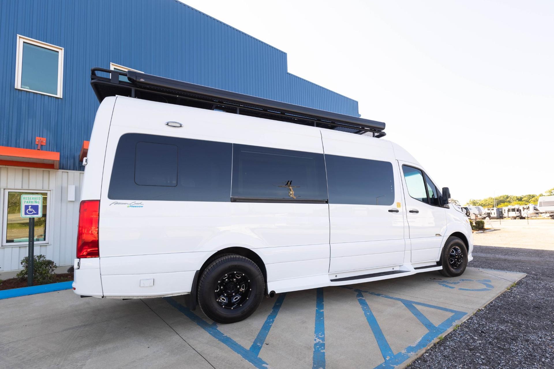 2023 Midwest Automotive Designs 2023 Midwest Automotive Designs Patriot - thumbnail 25